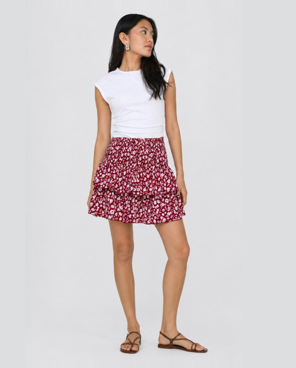 Only - Falda corta de mujer con volantes.