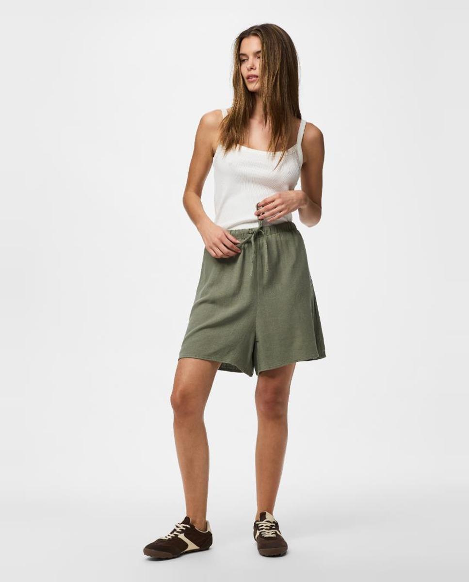 Pieces - Pantalón corto de lino de mujer.