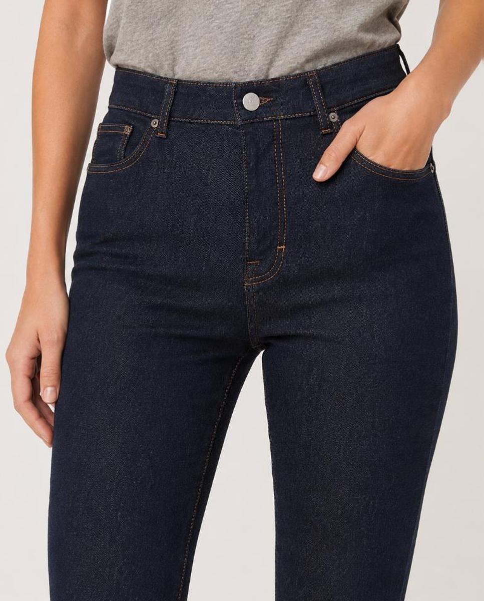 Jeans Capri de Cintura Subida. Azul-marinho-3