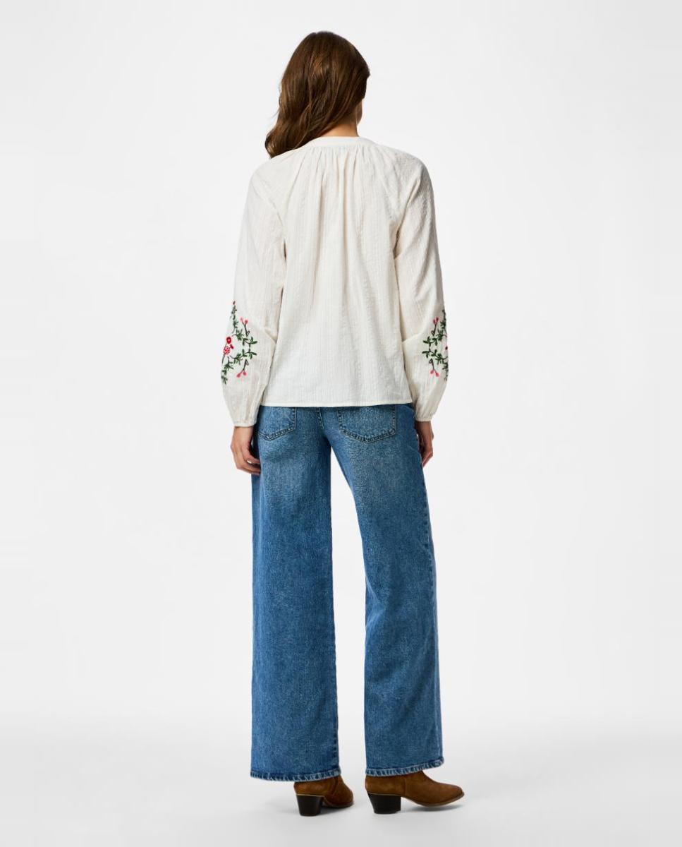 Blusa de Manga Comprida com Bordado Branco-2