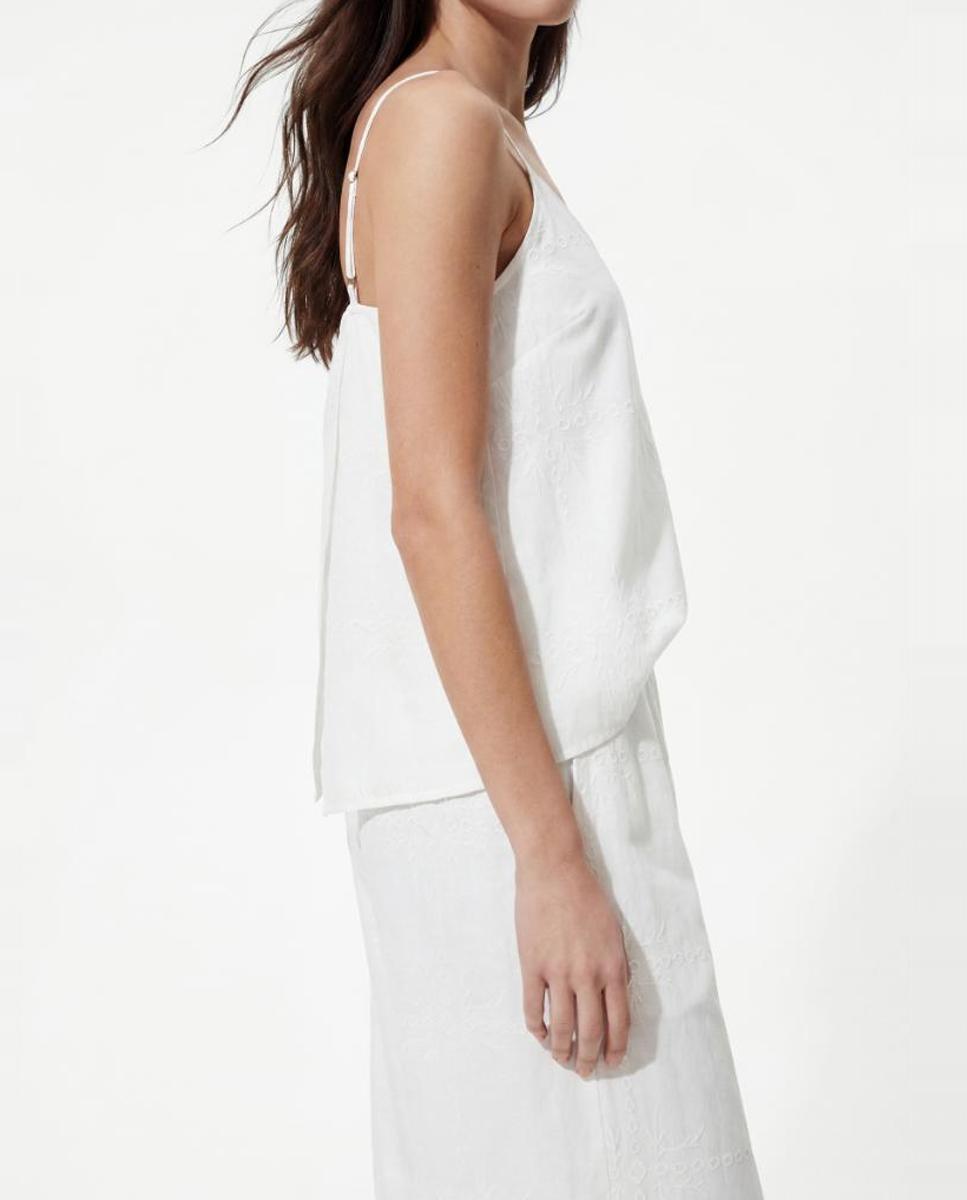 Imagen 4 de Top de mujer de tirantes y escote pico. - Pieces - Blanco Blanco