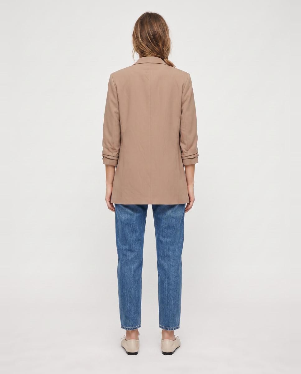 Blazer de mujer con mangas 3/4 y cuellos de solapa - Pieces - Caramelo Caramelo-2