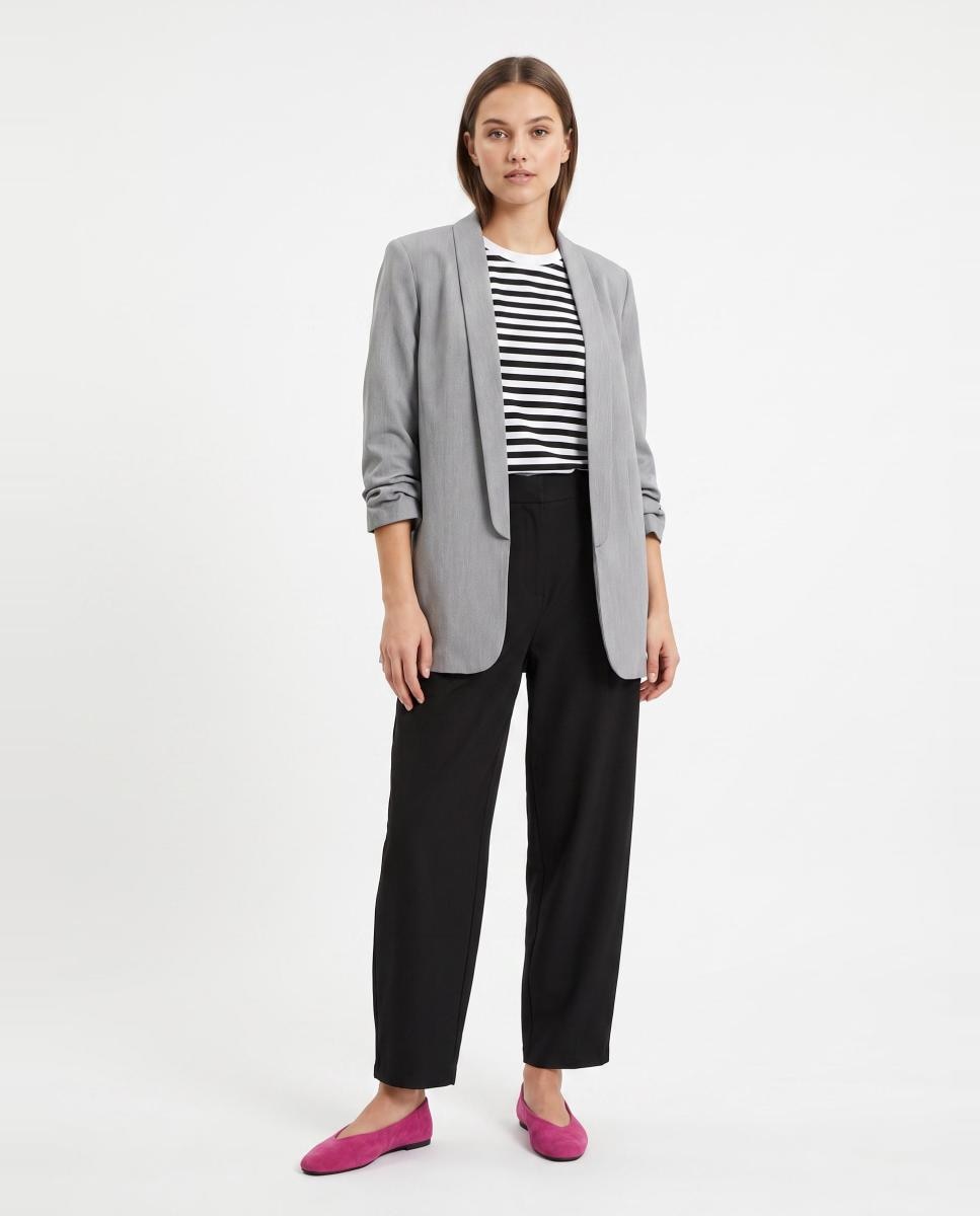Blazer de mujer con mangas 3/4 y cuellos de solapa - Pieces - Gris Gris-3
