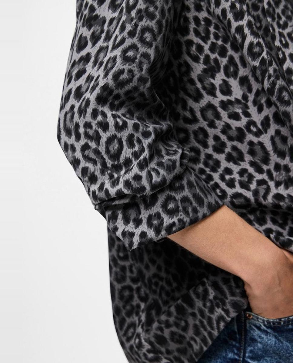 Blazer de mujer estampada con mangas 3/4 y cuellos de solapa - Pieces - Gris Gris-4