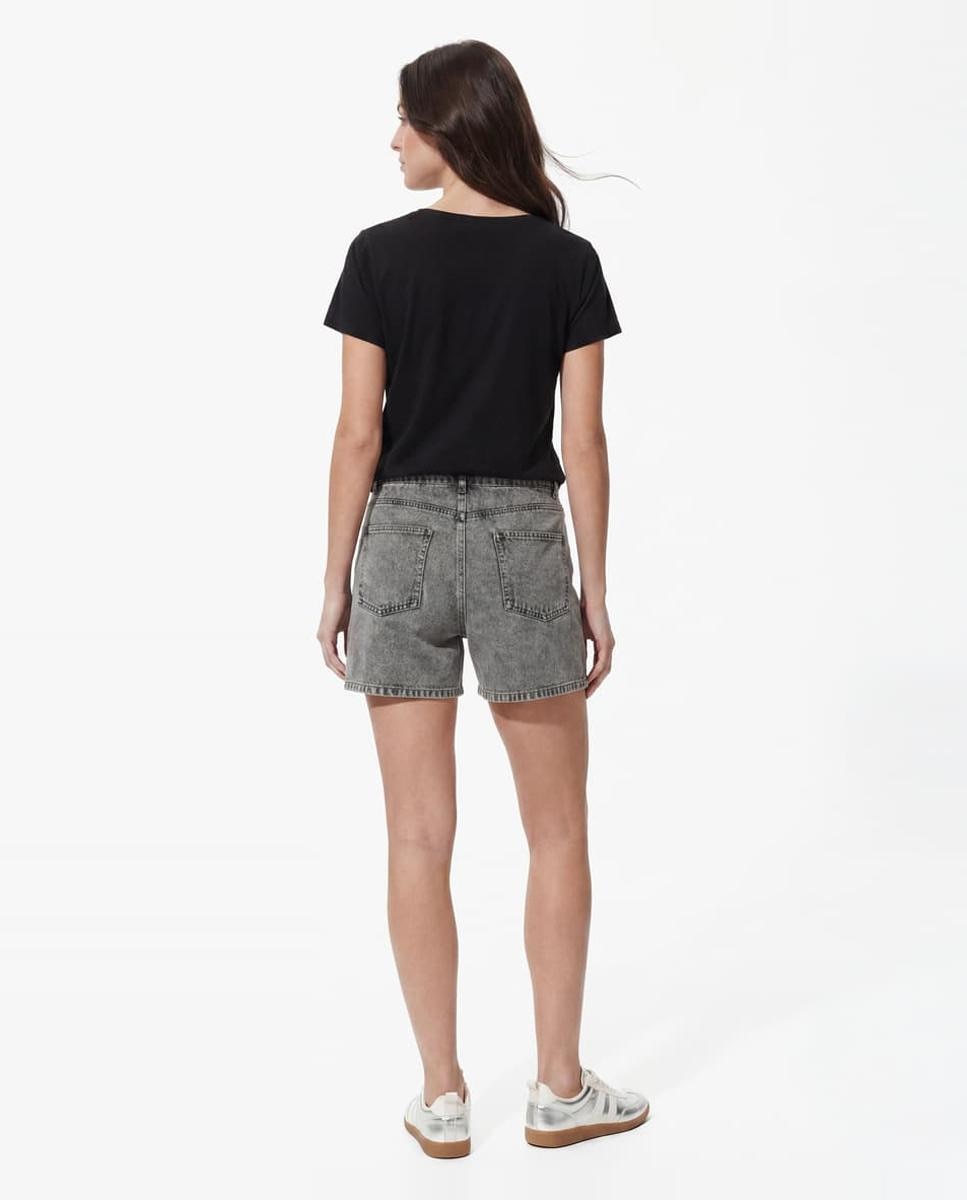T-shirt básica Preto-2