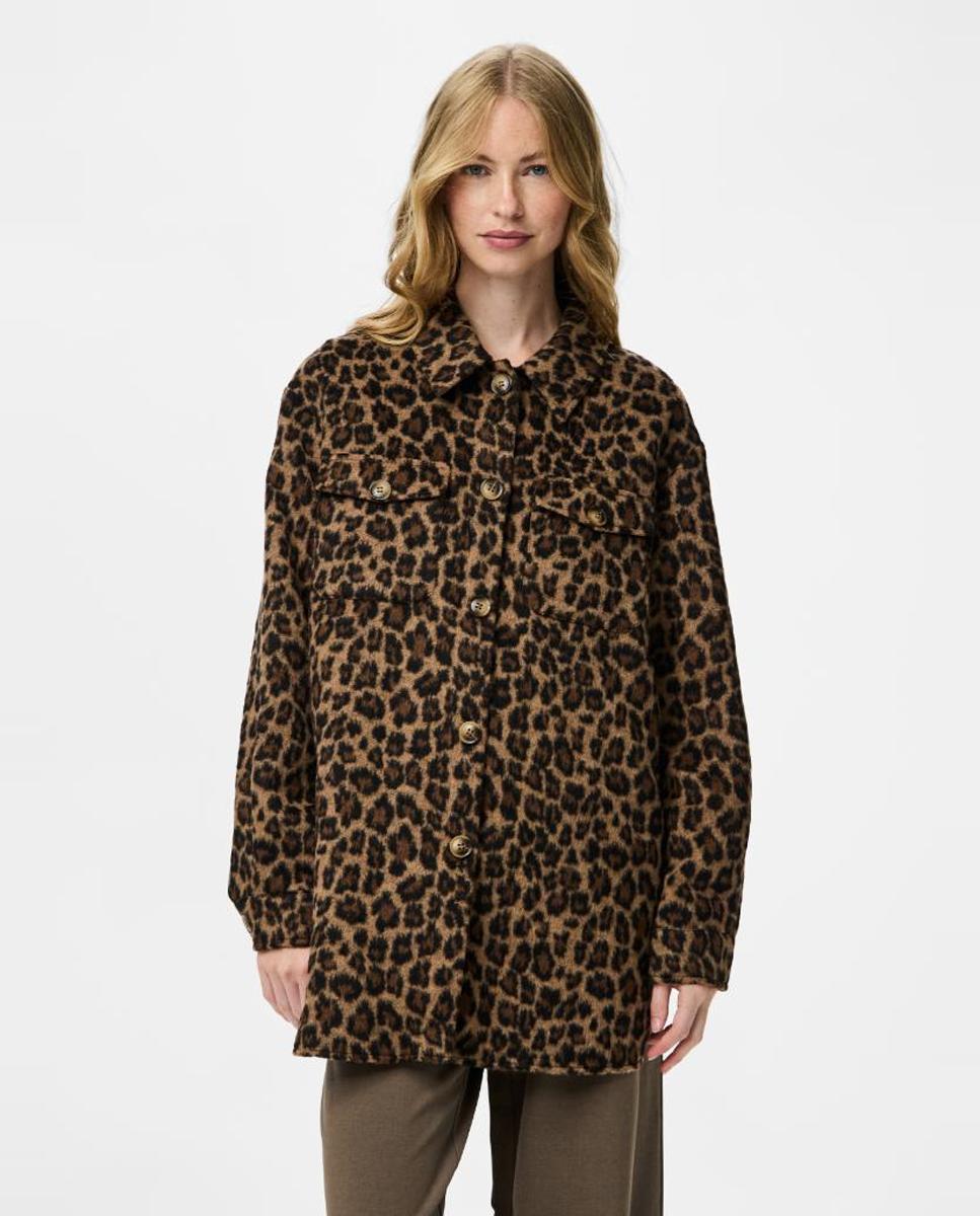 Pieces - Chaqueta de pelo estampada de animal print de mujer..