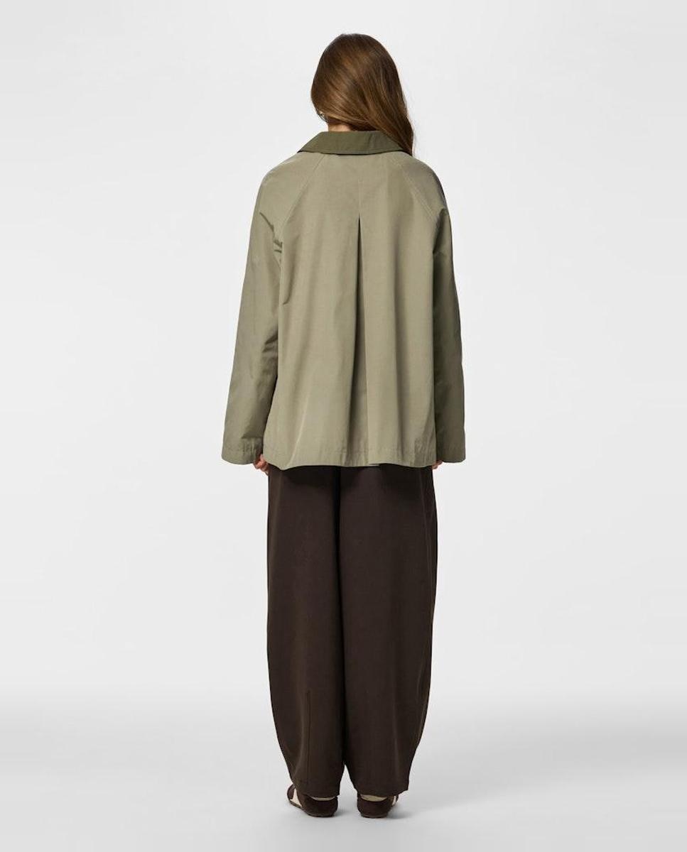 Sobretudo Tipo Gabardine com Colarinho de Camisa Verde-claro-3