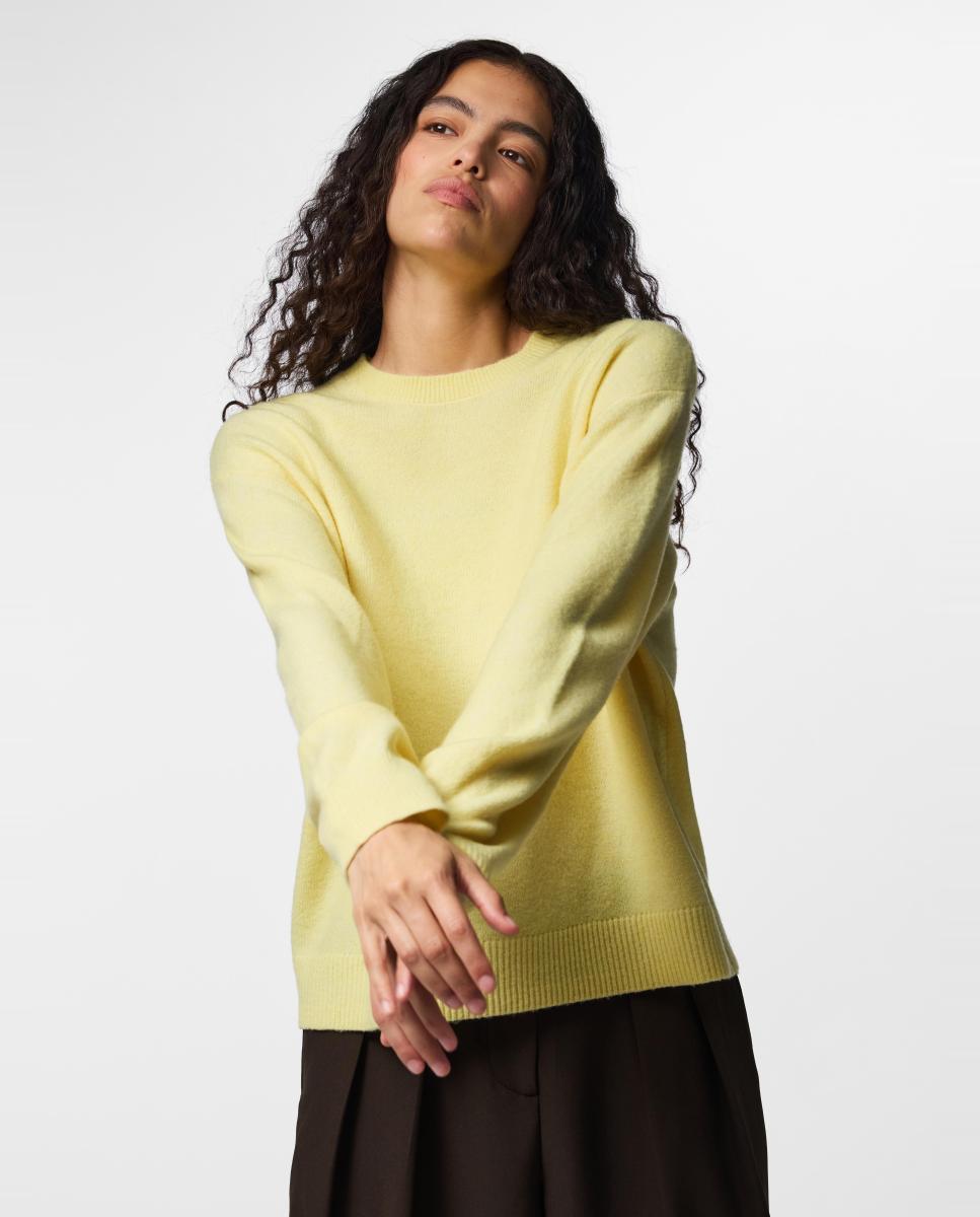 Jersey de mujer con cuello redondo y manga larga - Pieces - Amarillo Amarillo-1