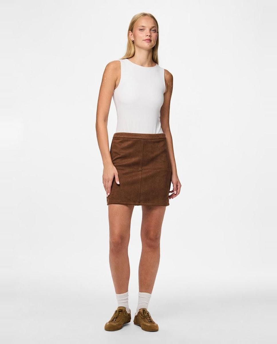 Pieces - Falda corta efecto ante de mujer.