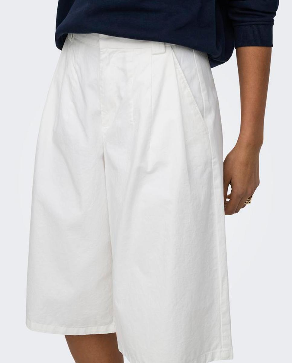 Bermudas de Cintura Subida com Bolsos Branco-5