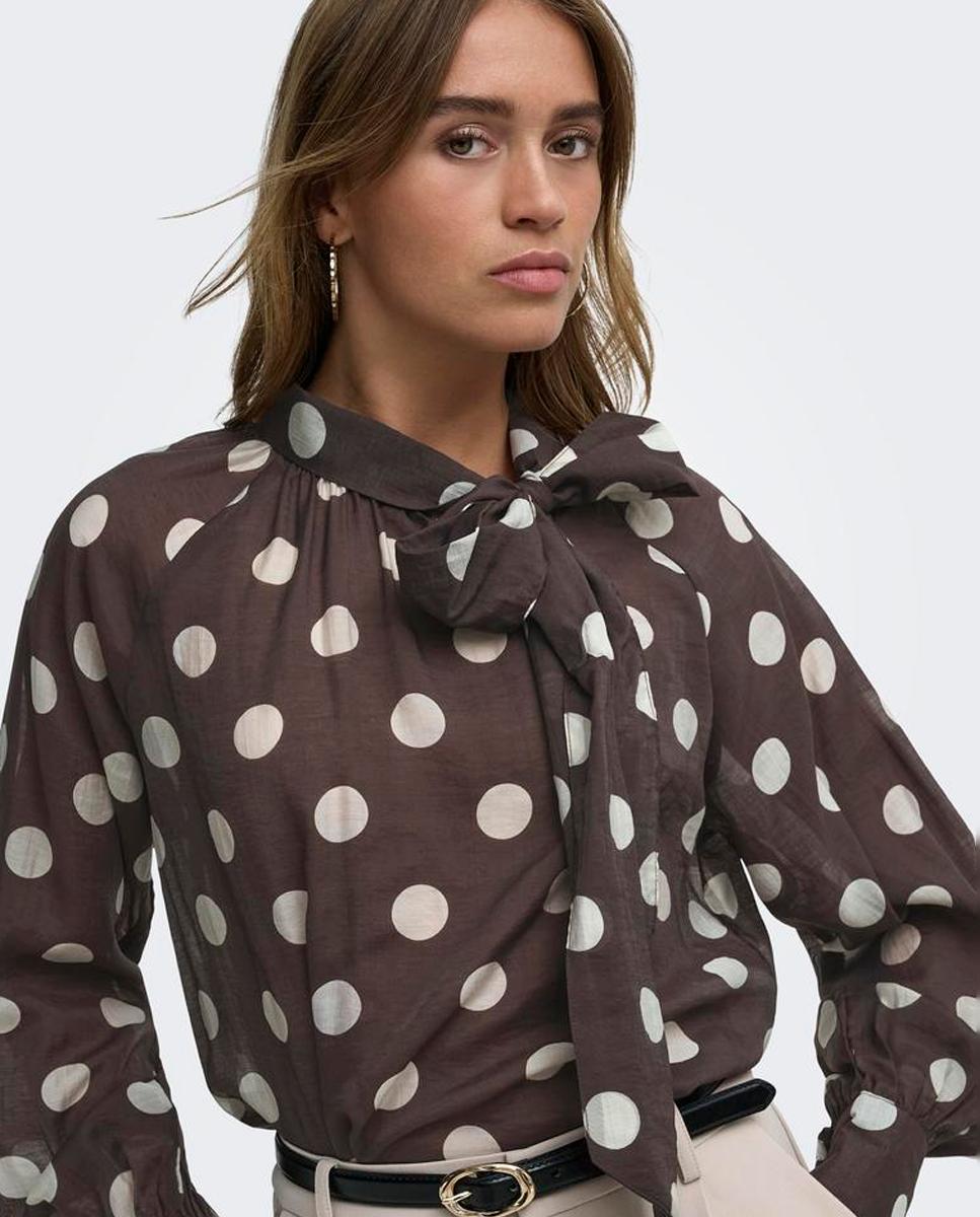 Blusa com Detalhe de Laço Castanho-escuro-4