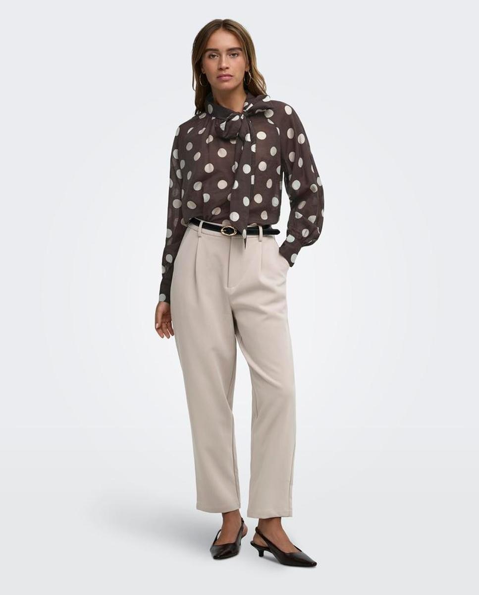 Blusa com Detalhe de Laço Castanho-escuro-7