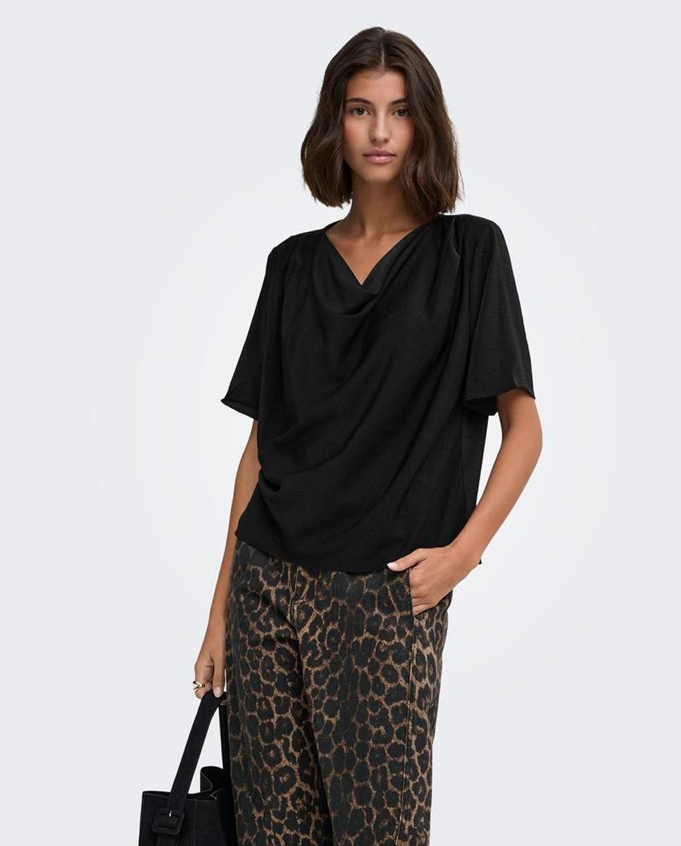 Imagen 0 de Blusa de mujer con escote en U y manga al codo Negro