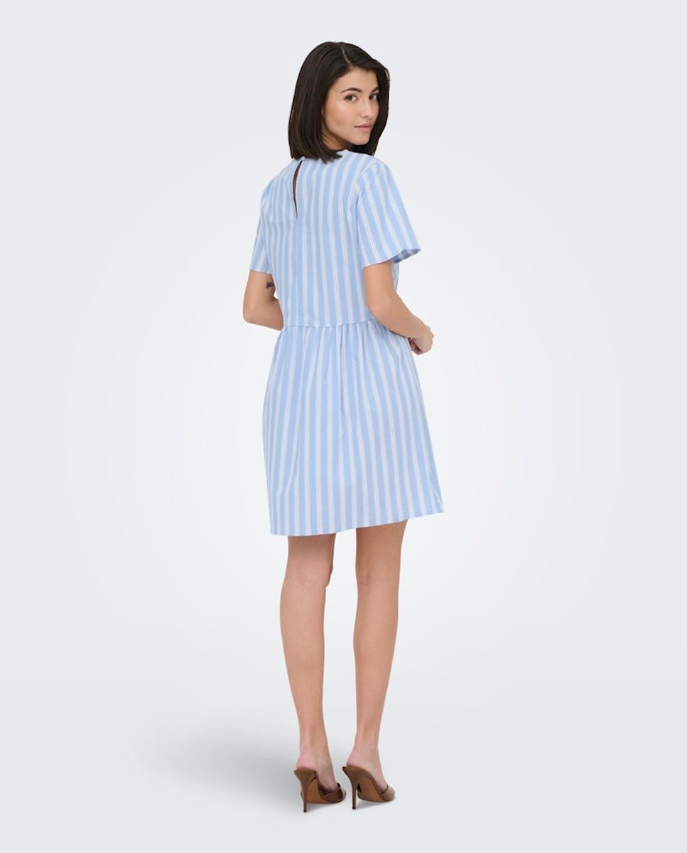 Vestido Curto com Corte na Cintura Azul-5