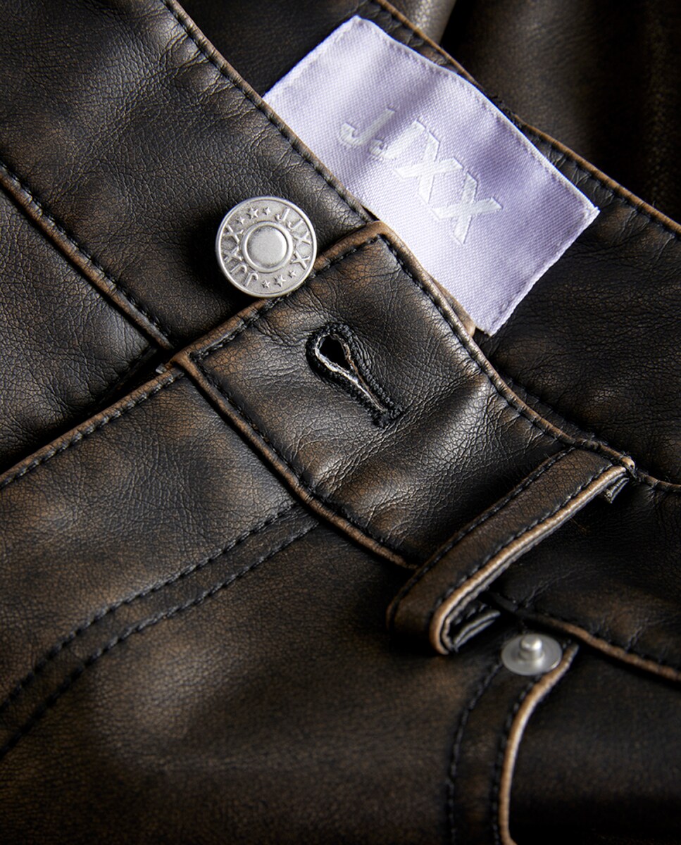 Calças com Efeito de Pele Castanho-8