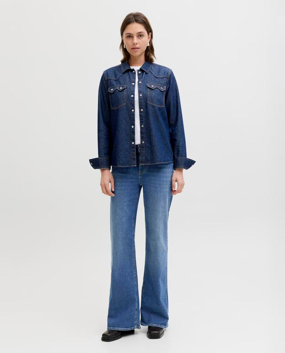 Jack & Jones - Vaquero de mujer flare tiro medio.