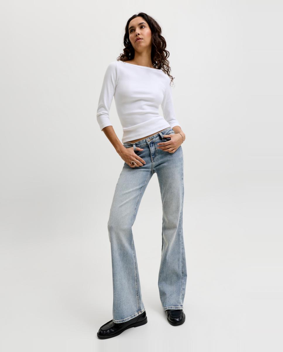 Jack & Jones - Vaquero de mujer bootcut de tiro bajo.