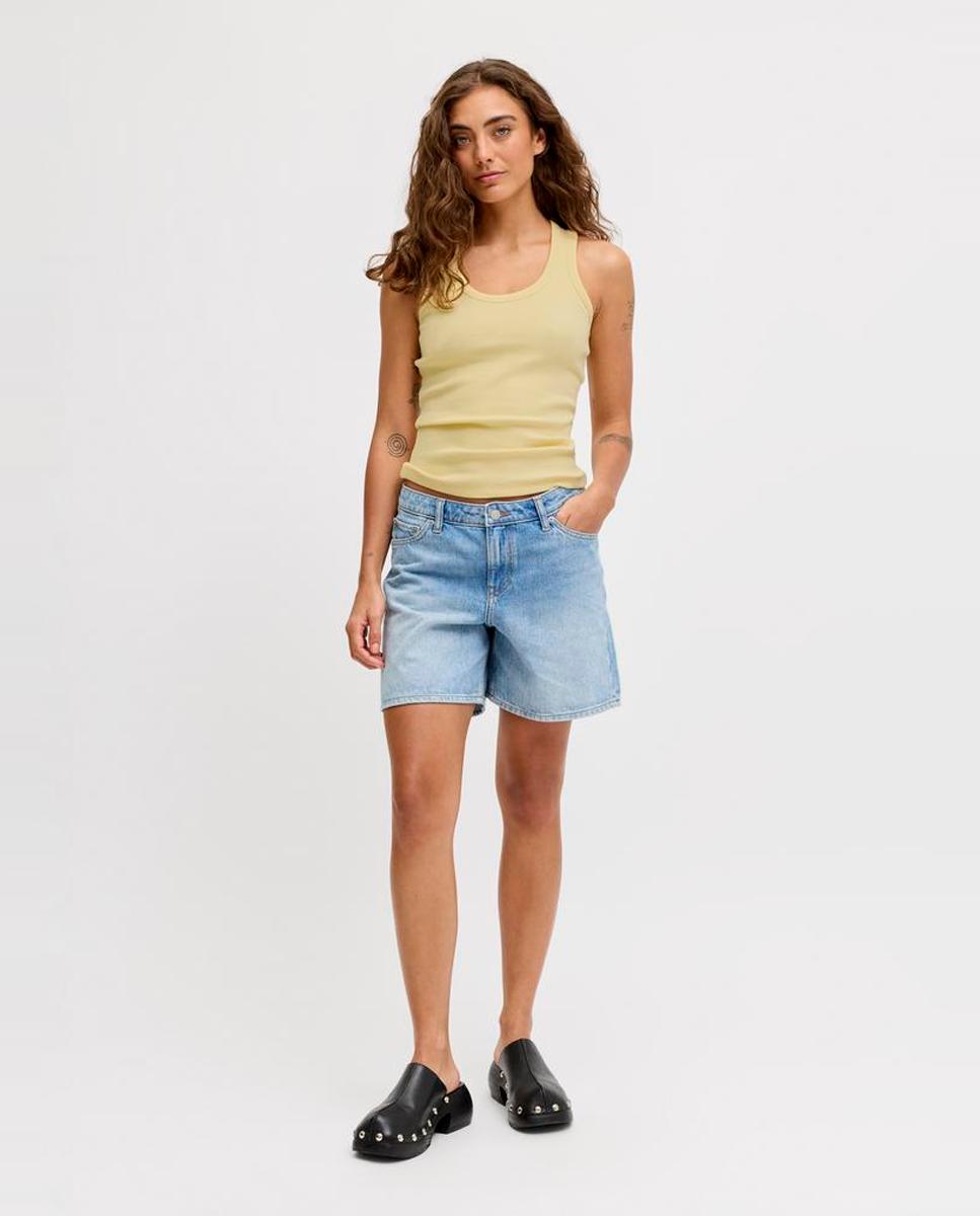 Jack & Jones - Bermuda vaquera de mujer loose fit.