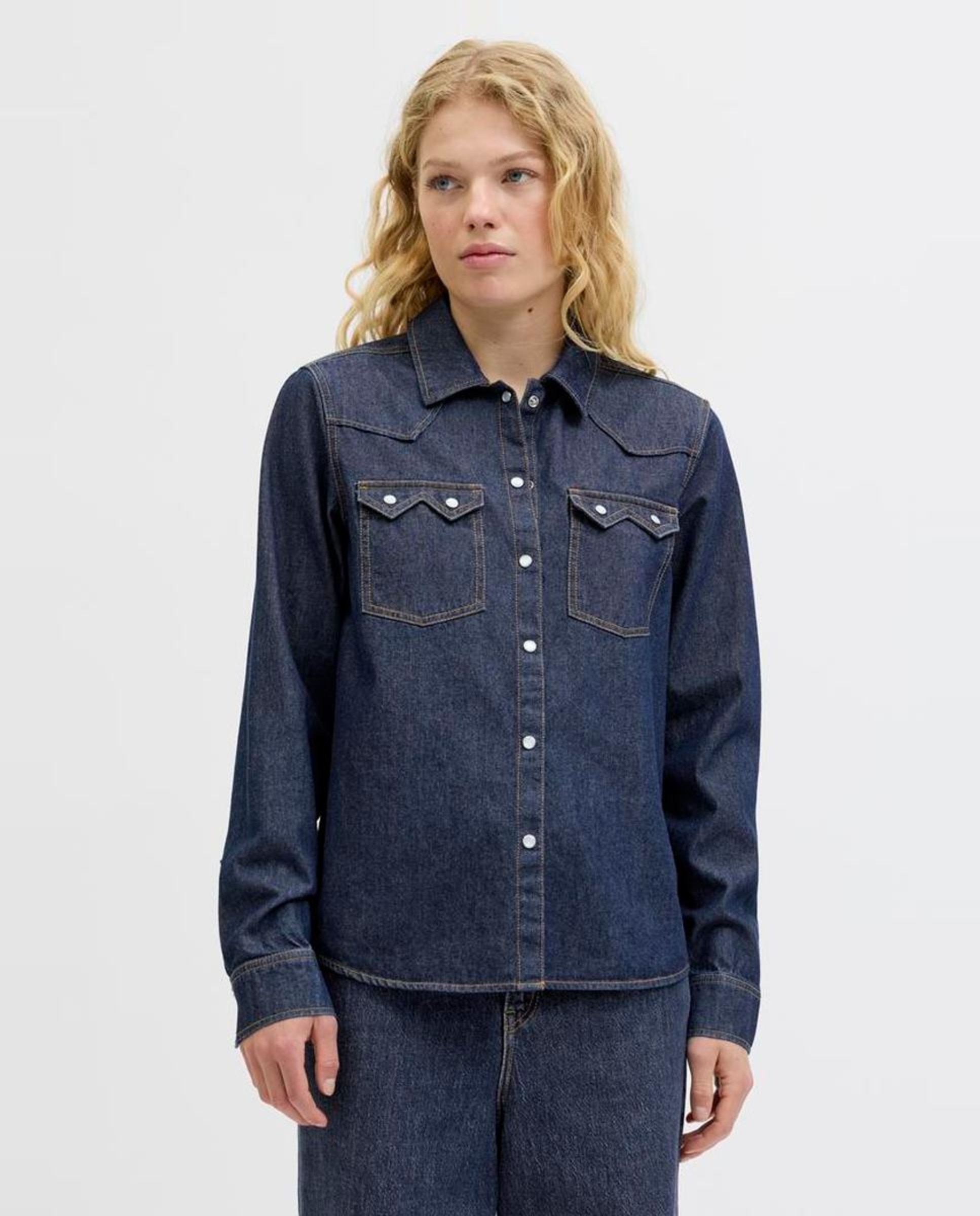 Jack & Jones - Camisa vaquera de mujer.