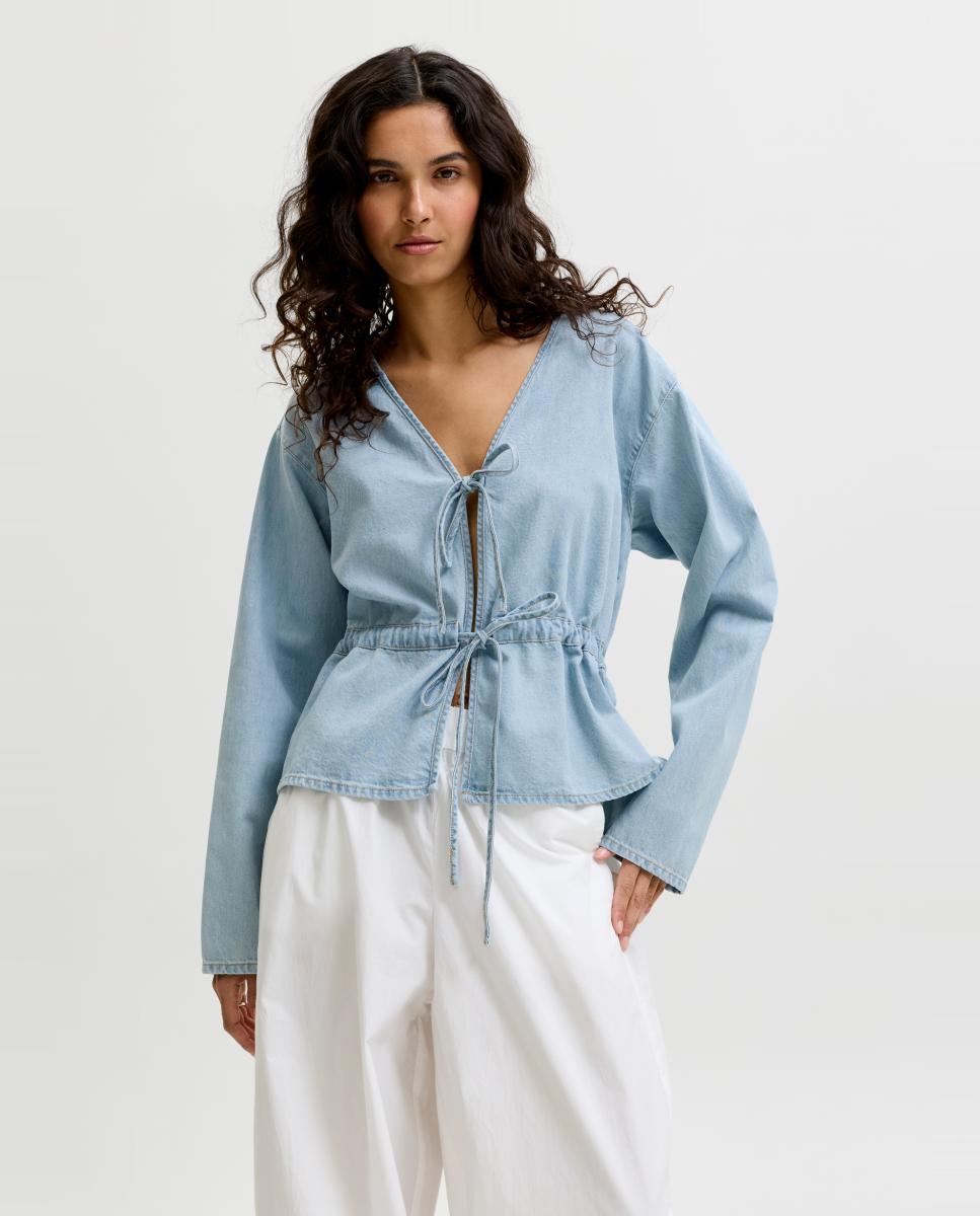 Jack & Jones - Camisa vaquera de mujer con lazos.