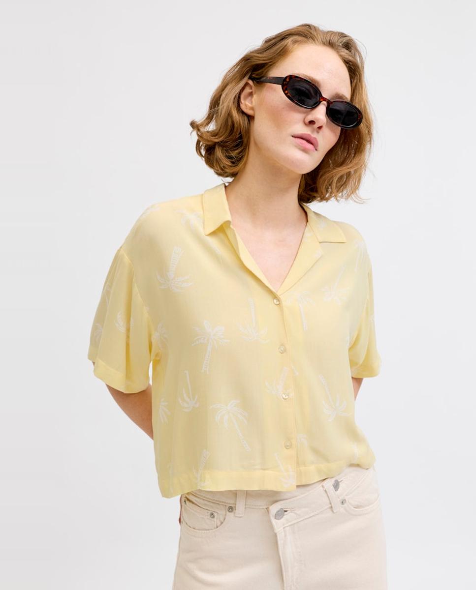 Camisa de Manga Curta com Gola Resort Amarelo-4