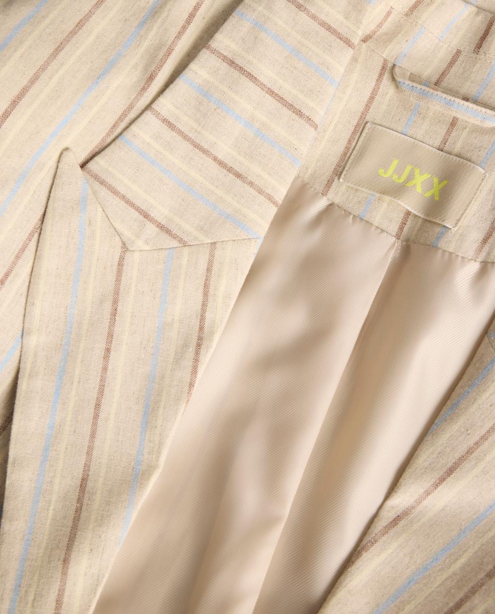 Blazer Oversize com Gola de Lapela Bege-4