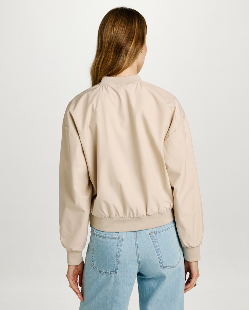 Blusão Tipo Bomber Branco-2