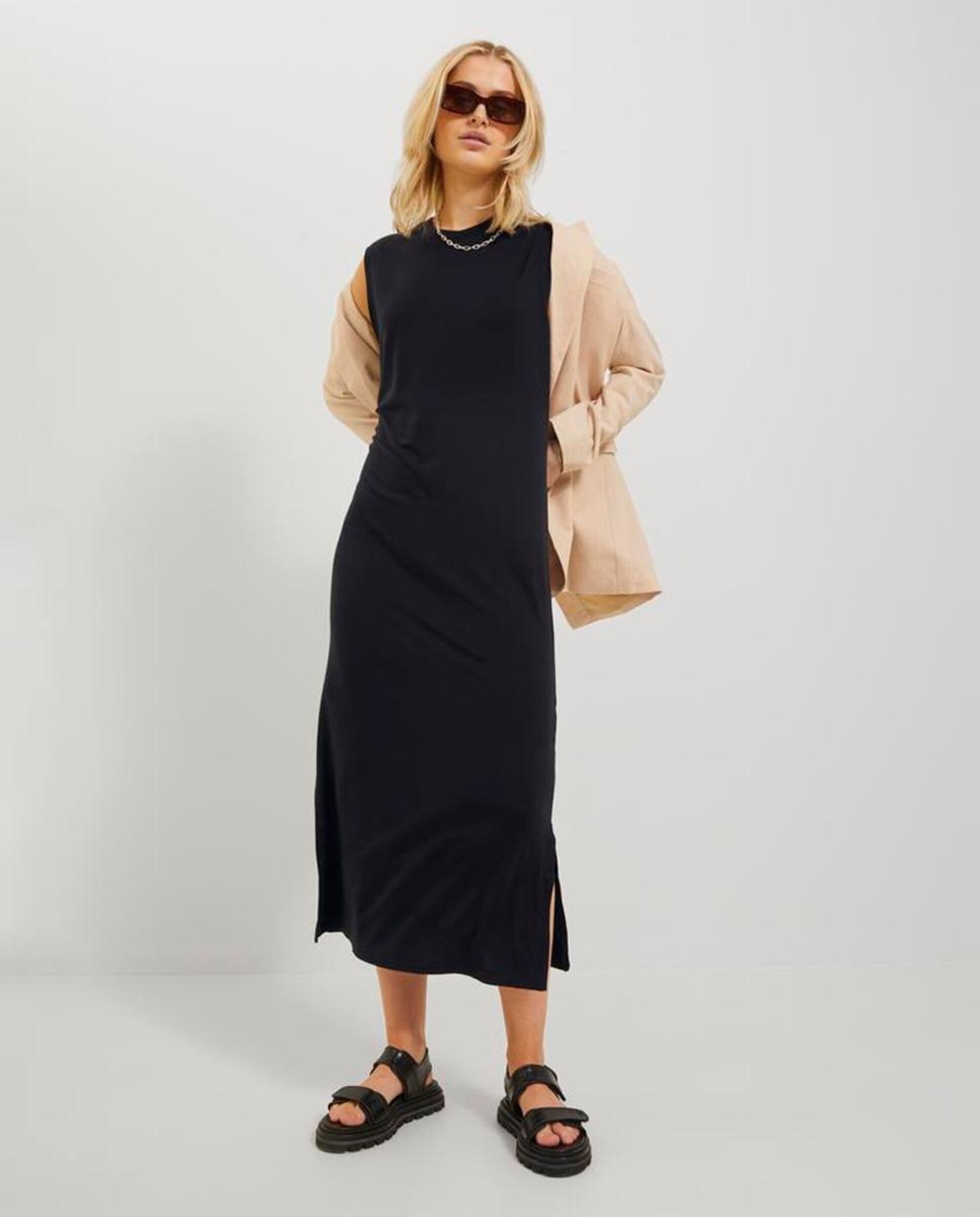 Vestido midi liso Preto-2