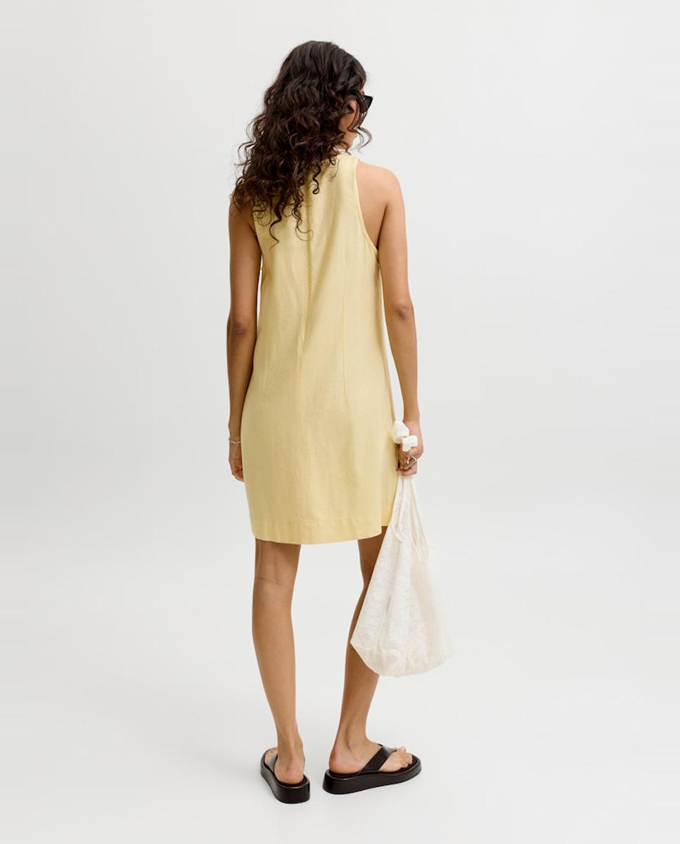 Vestido Curto em Tecido Ligeiro sem Mangas Amarelo-3