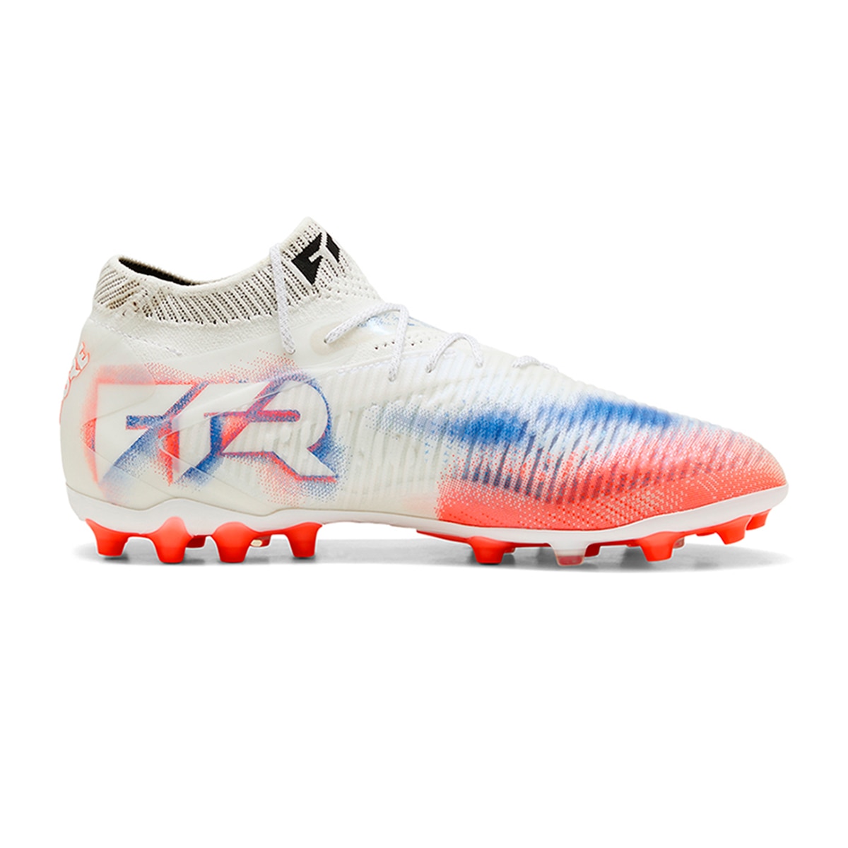 Imagem 0 de Chuteiras de Futebol Future 8 Ultimate MG