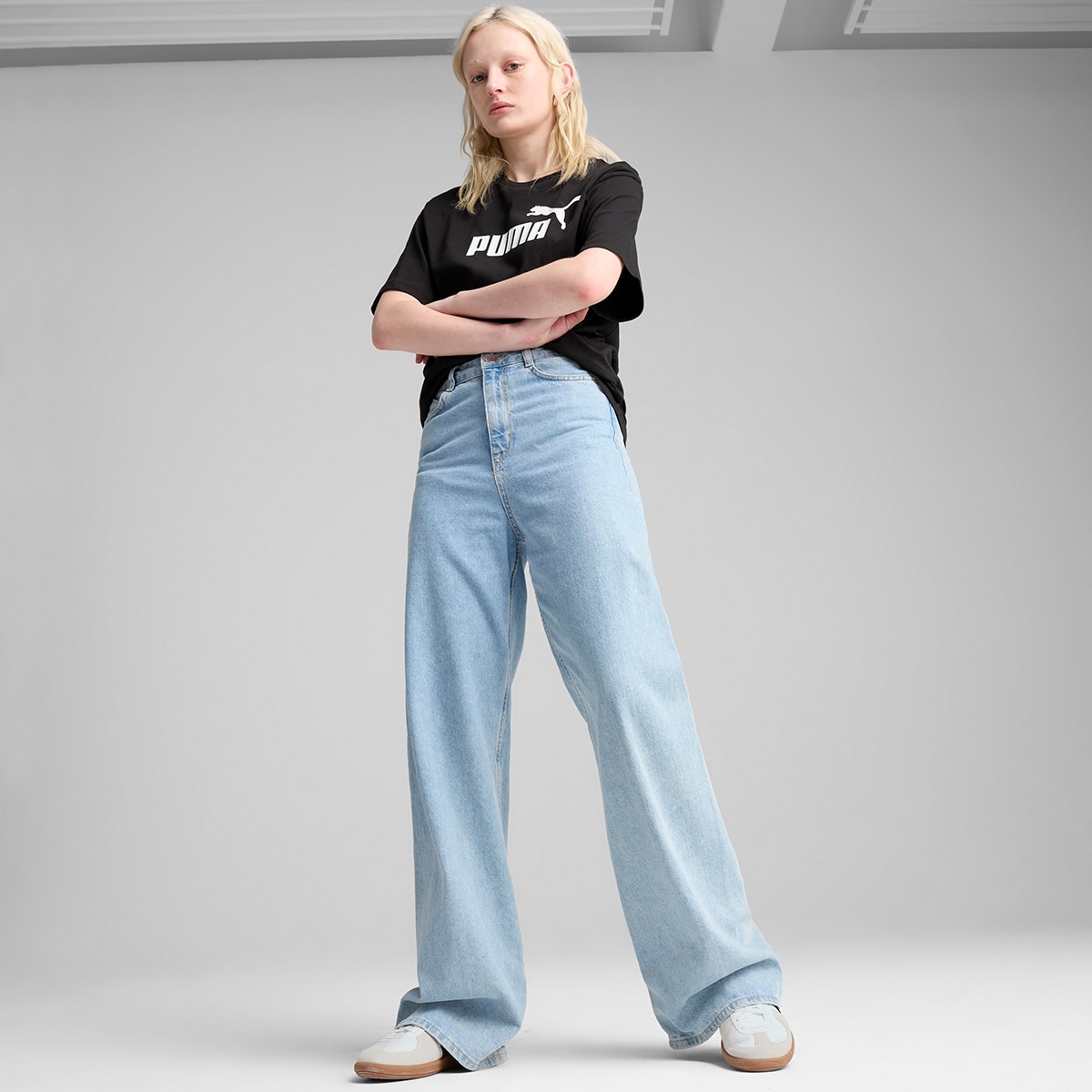 T-shirt de Mulher ESS No. 1 Logo Relaxed Tee Preto-3