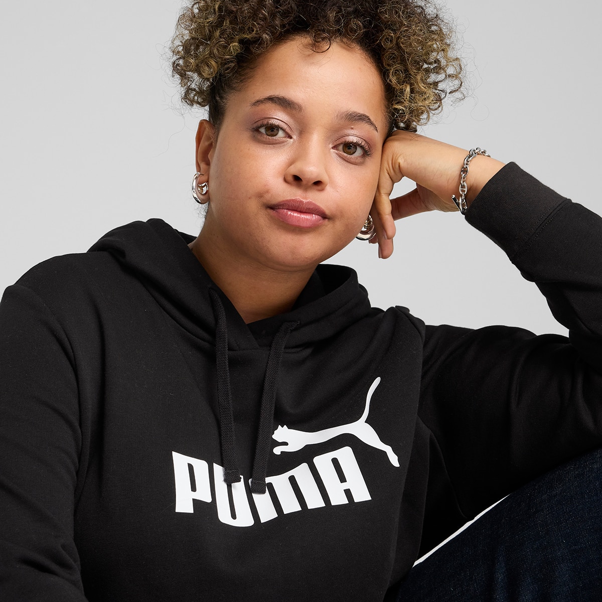 Sweatshirt de Mulher ESS No. 1 Logo Hoodie TR Preto-3