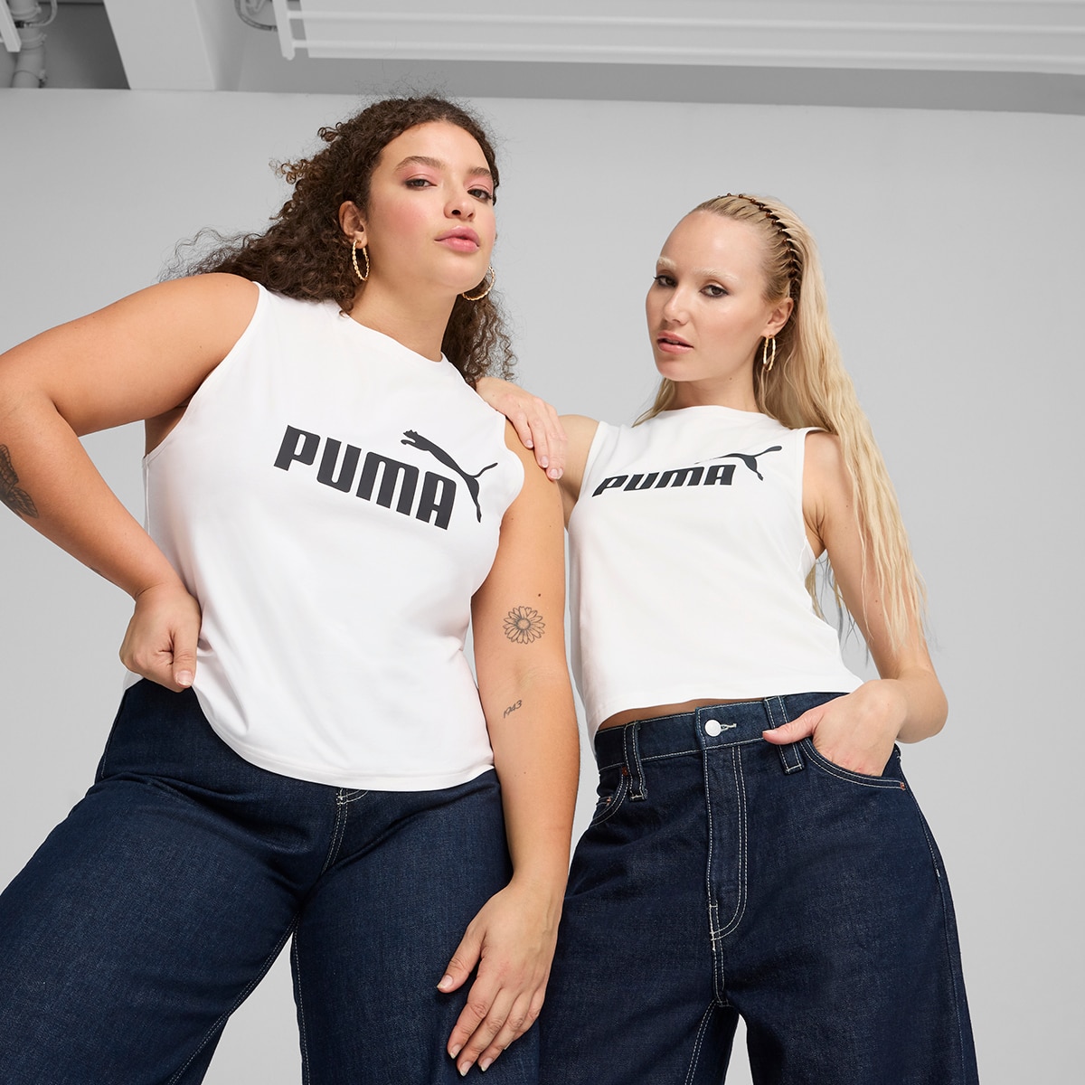 Imagem 0 de T-shirt sem Mangas de Mulher ESS No. 1 Logo Slim Tank