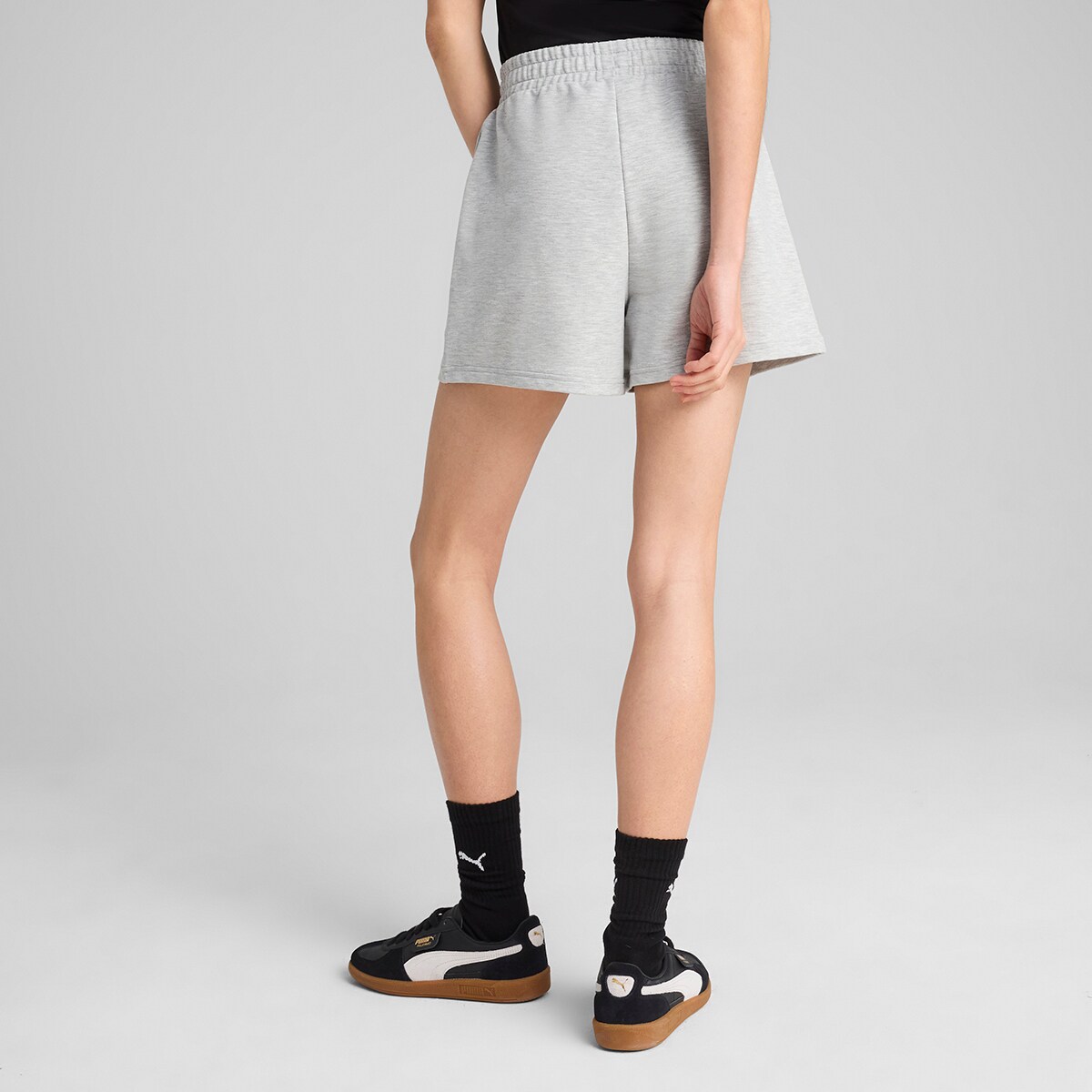 Calções de Mulher ESS Small No. 1 Logo 4" Lightweight High-Waist Shorts Cinzento-2