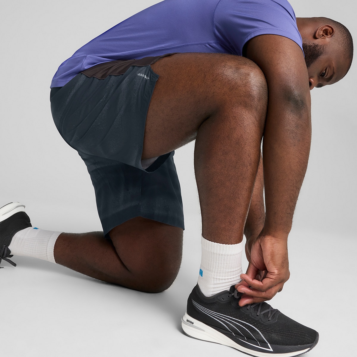 Calções de Homem M Run Velocity AOP 7" SHORT Preto-3