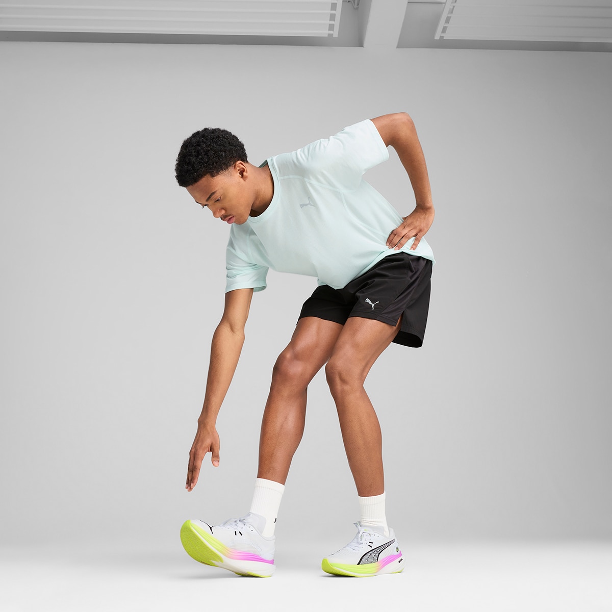 Calções de Homem M Run Velocity 5" SHORT Preto-5