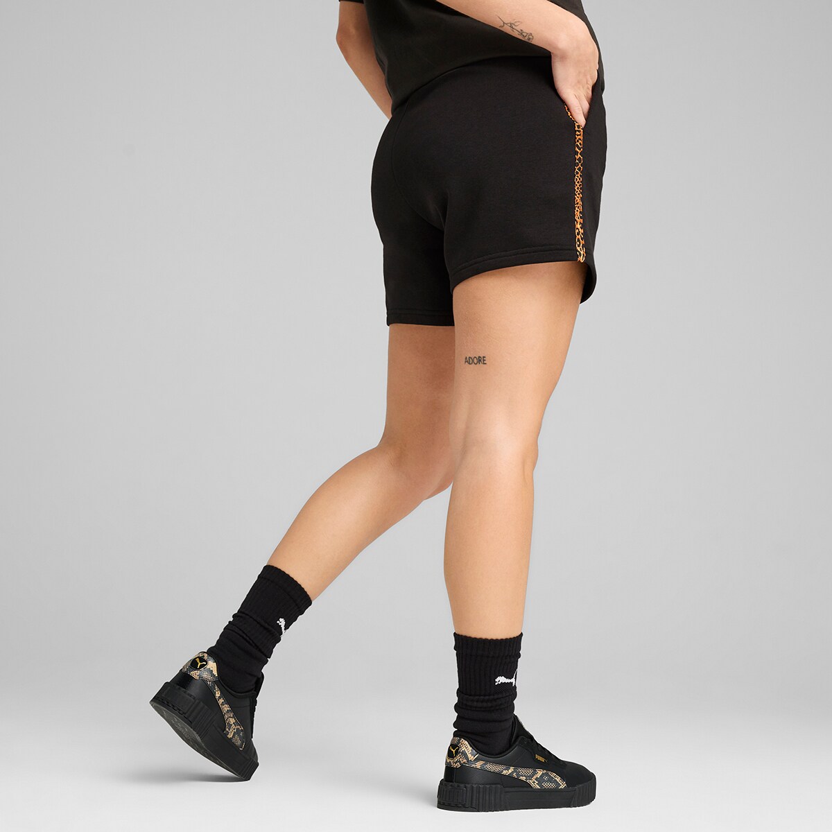 Calções de Mulher ESS Graphic Animal Shorts 5" TR Preto-2