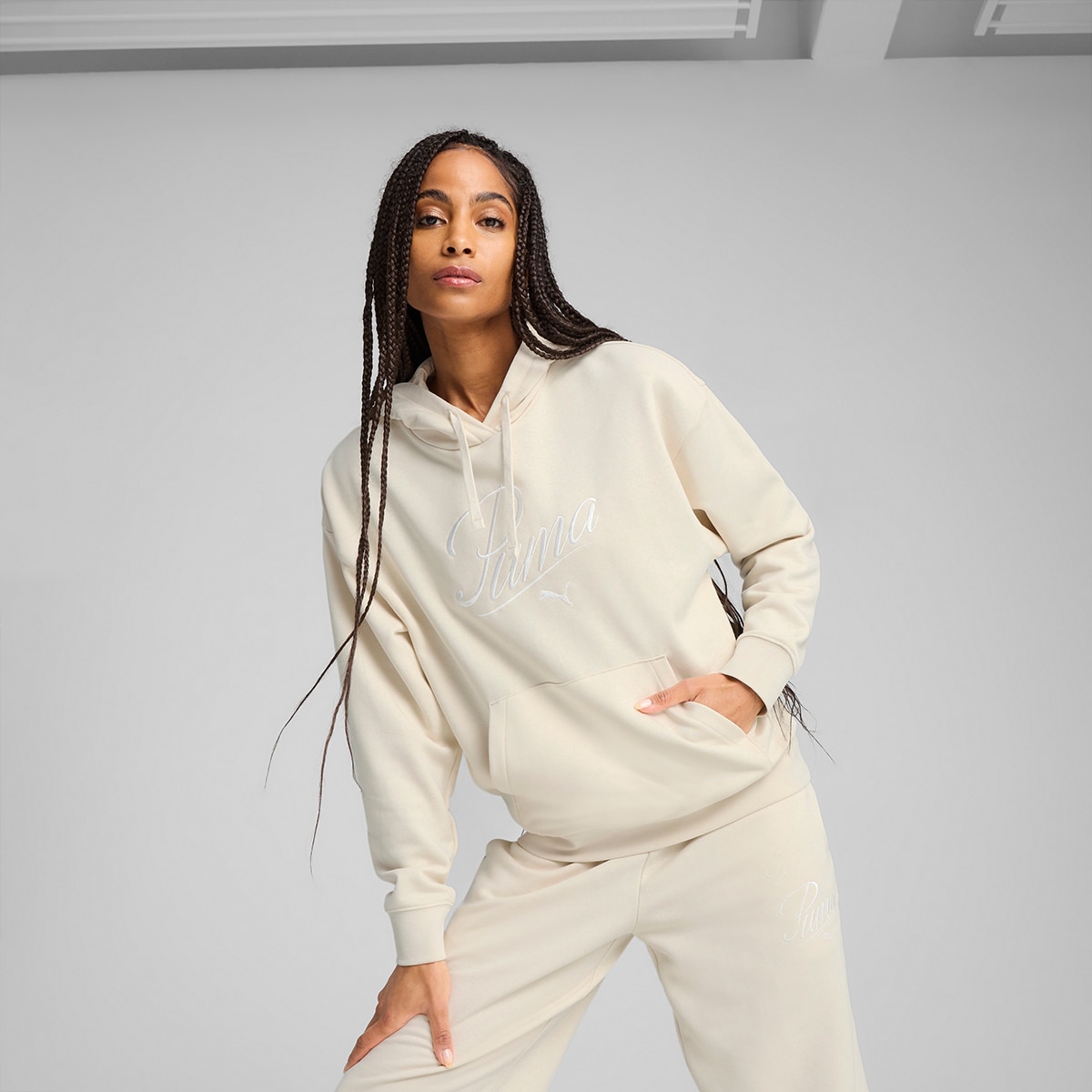 Sweatshirt de Mulher ESS Script Comfort Hoodie TR Branco-1