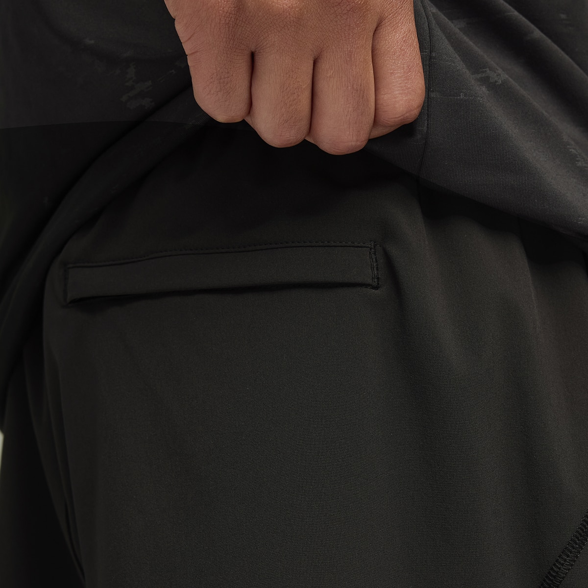Calções M Tech Training 5" Stretch Woven de Homem Preto-6