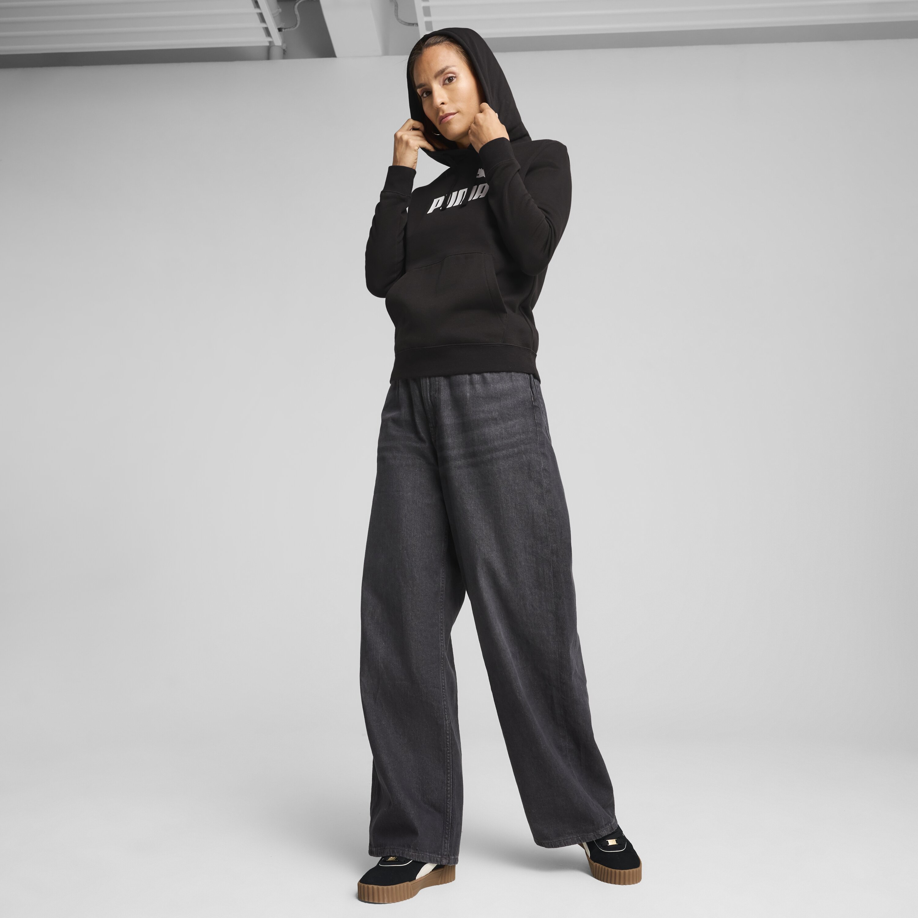 Sweatshirt ESS No. 1 Logo FL de Mulher Preto-3