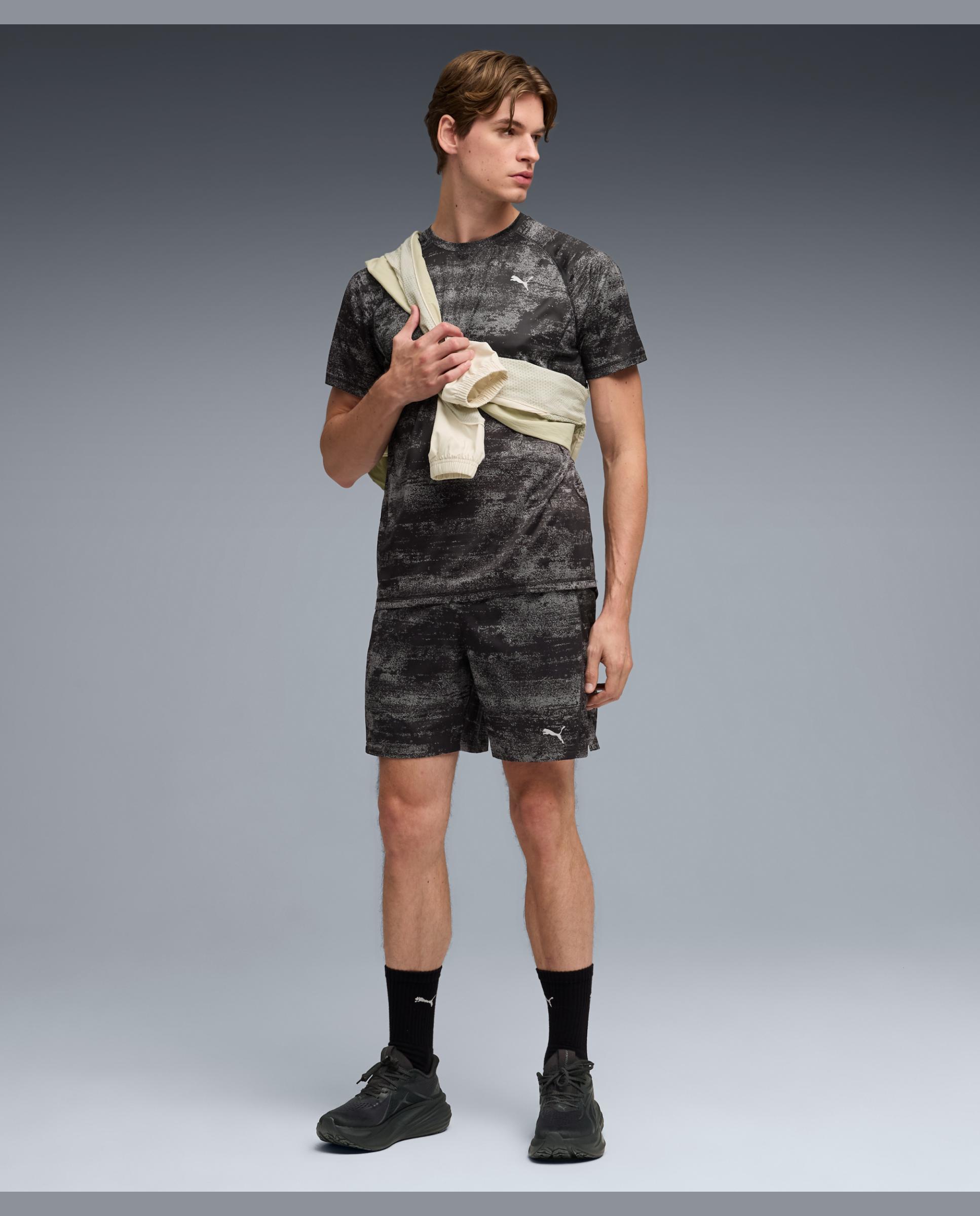 T-shirt de Manga Curta de Running de Homem M Run Velocity AOP Tee Preto-5