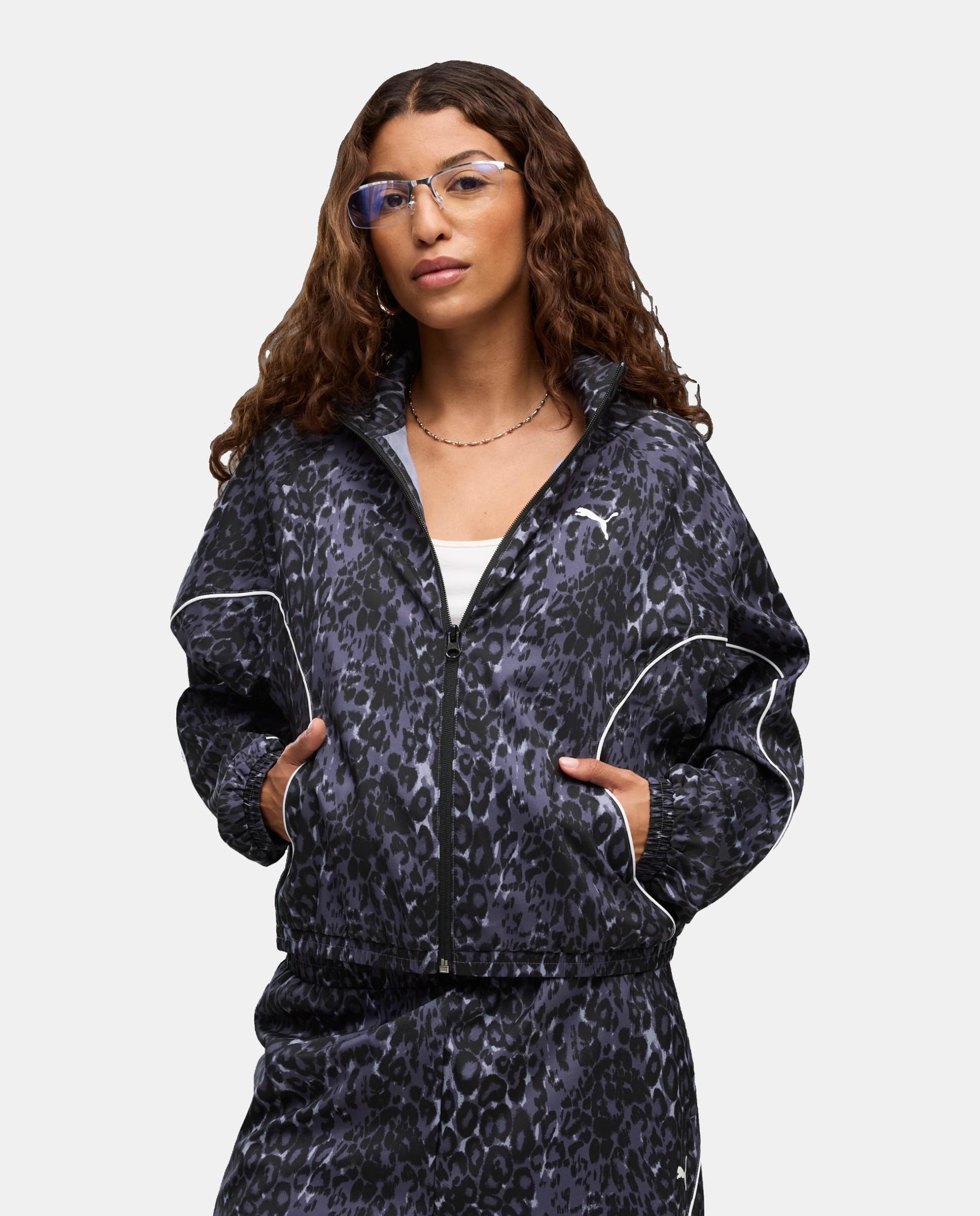 Imagem 0 de Casaco Casual de Mulher Puma Sport Animal Relaxed Aop  Puma