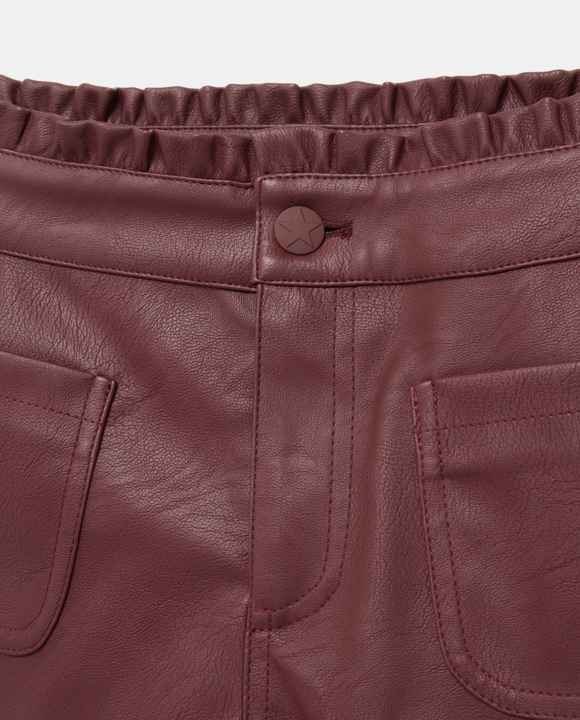 Bermudas em Polipele com Bolsos Tipo Plastrão à Frente Bordeaux-5