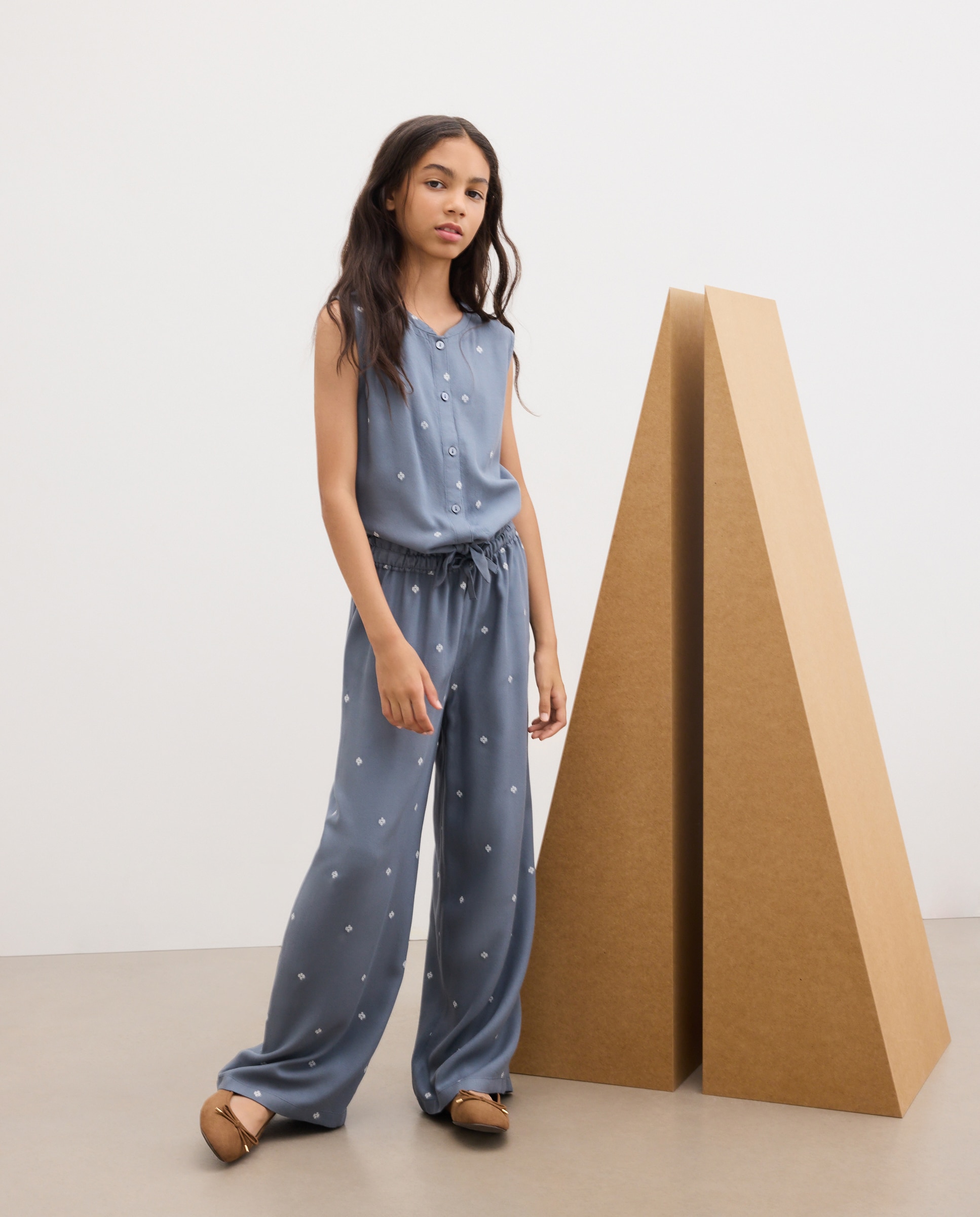 Blusa sin mangas con botones frontales y nudo en bajo en viscosa con mini jacquard all over de niña - Kids El Corte Inglés - Azul marino Azul marino-2