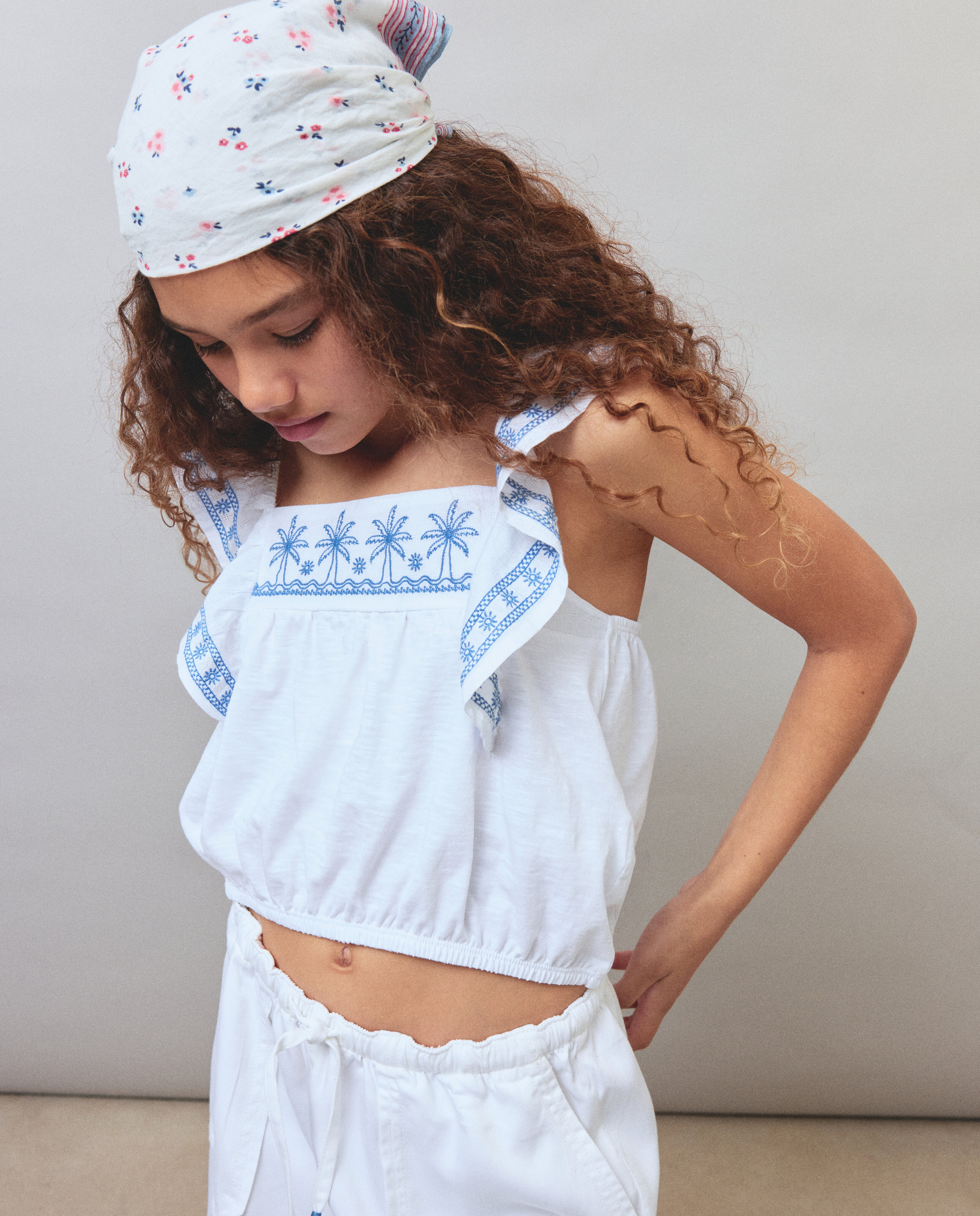 Camiseta de manga corta de niña con bordados - Kids El Corte Inglés - Blanco Blanco-1