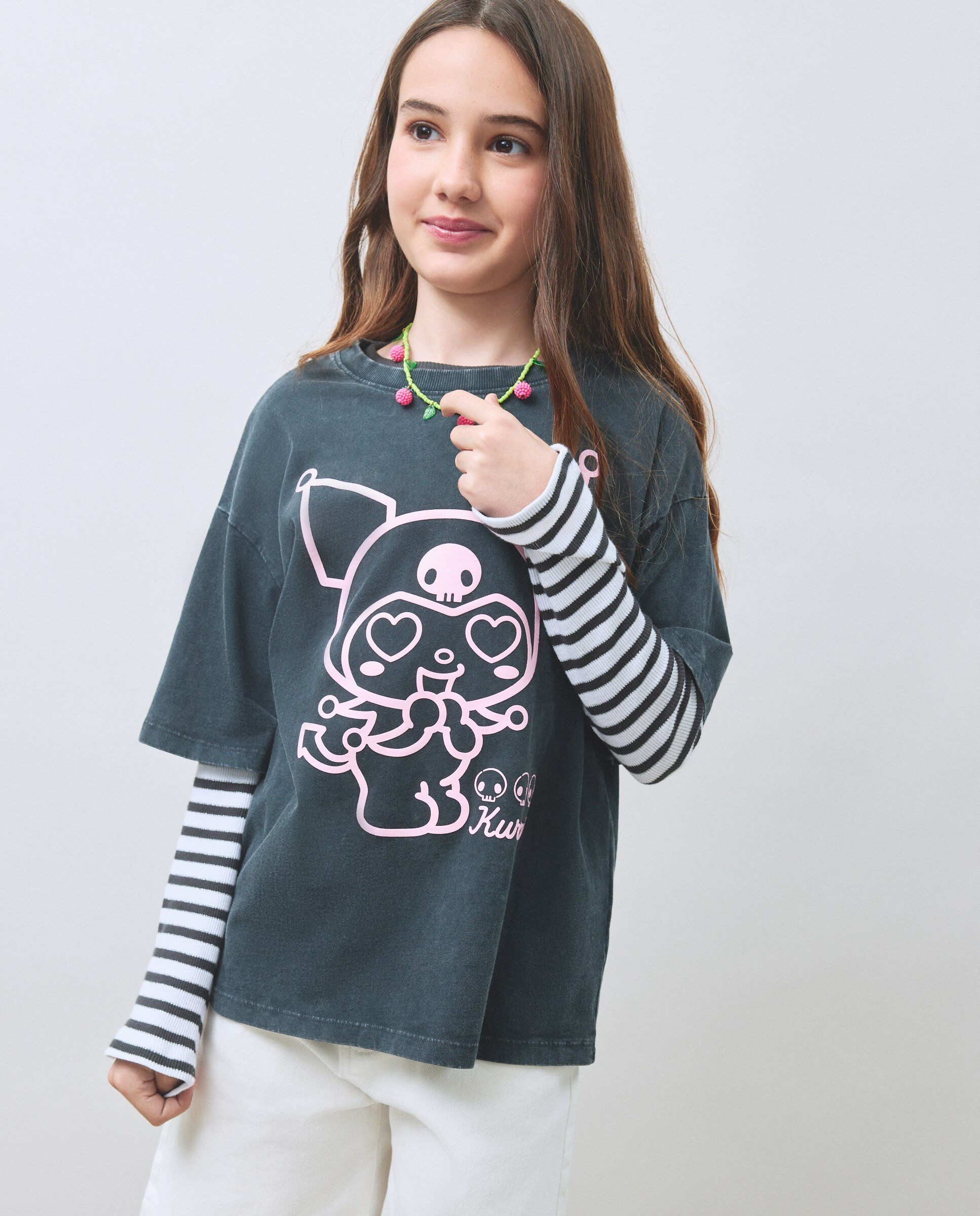 T-shirt de Manga Curta e Estampado Kuromi Kids El Corte Inglés Cinzento-4