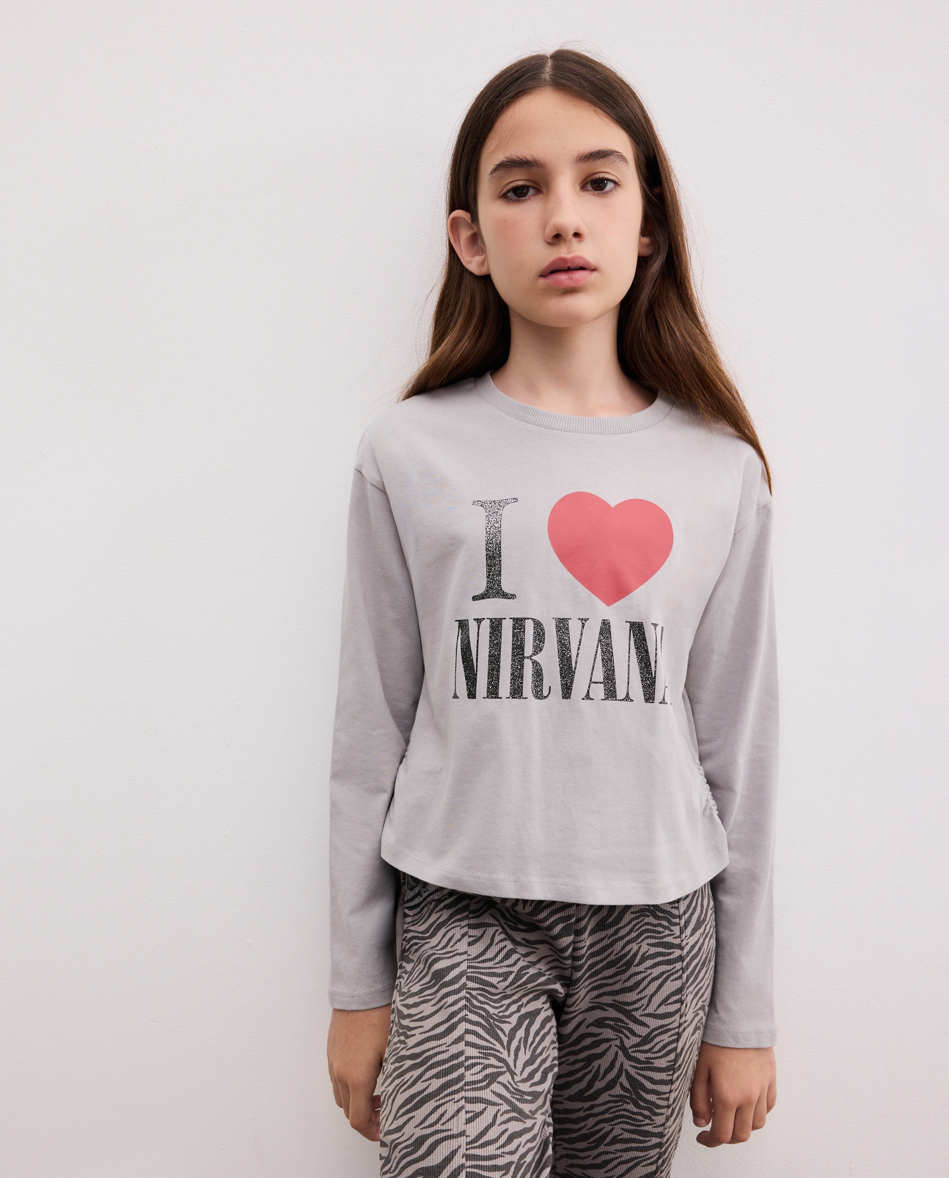 Camiseta manga larga estampado posicional NIRVANA con glitter de niña - Kids El Corte Inglés - Gris Gris-1