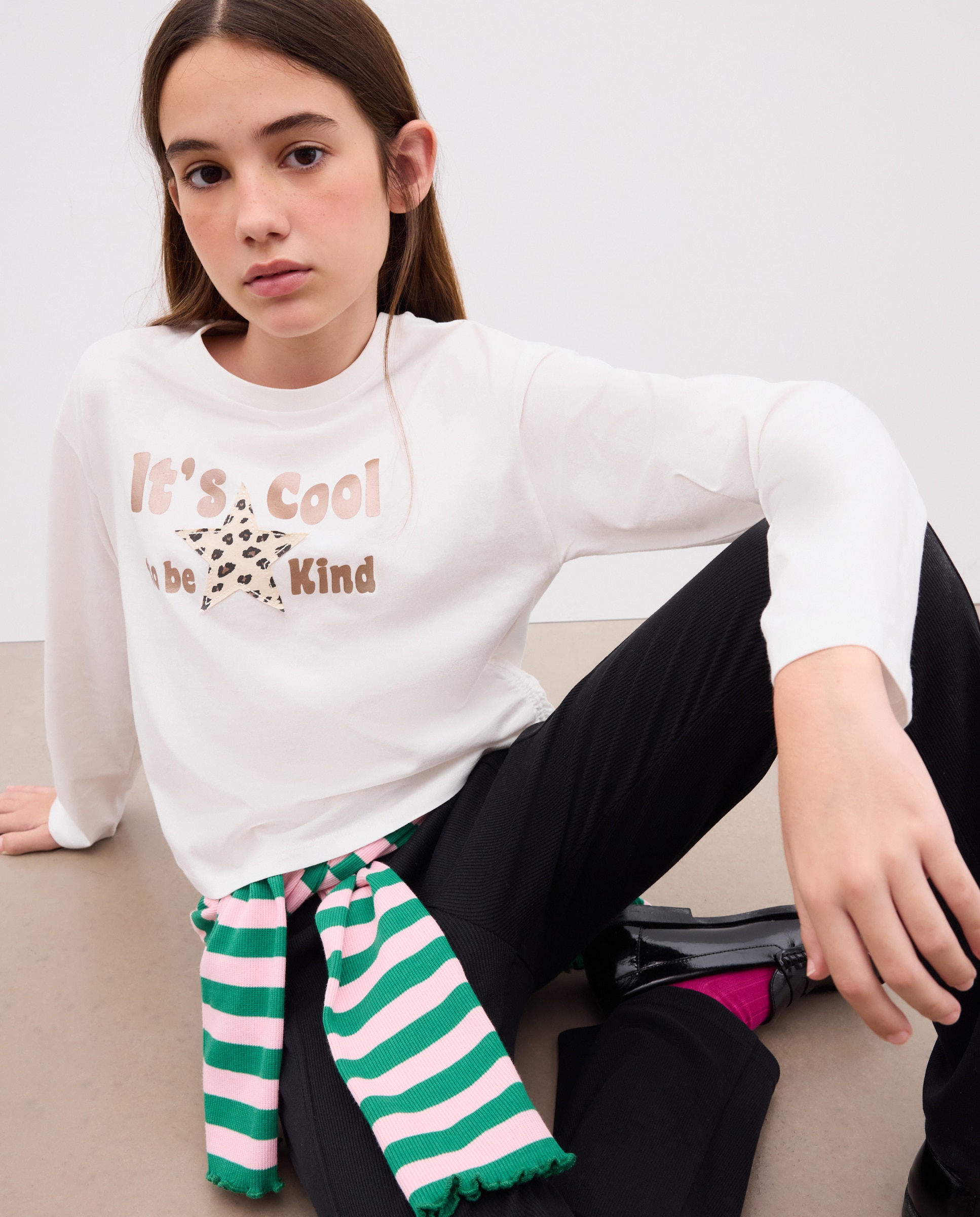 Camiseta manga larga fruncida en laterales con patch posicional "estrella p.animal" de niña - Kids El Corte Inglés - Blanco Blanco-1