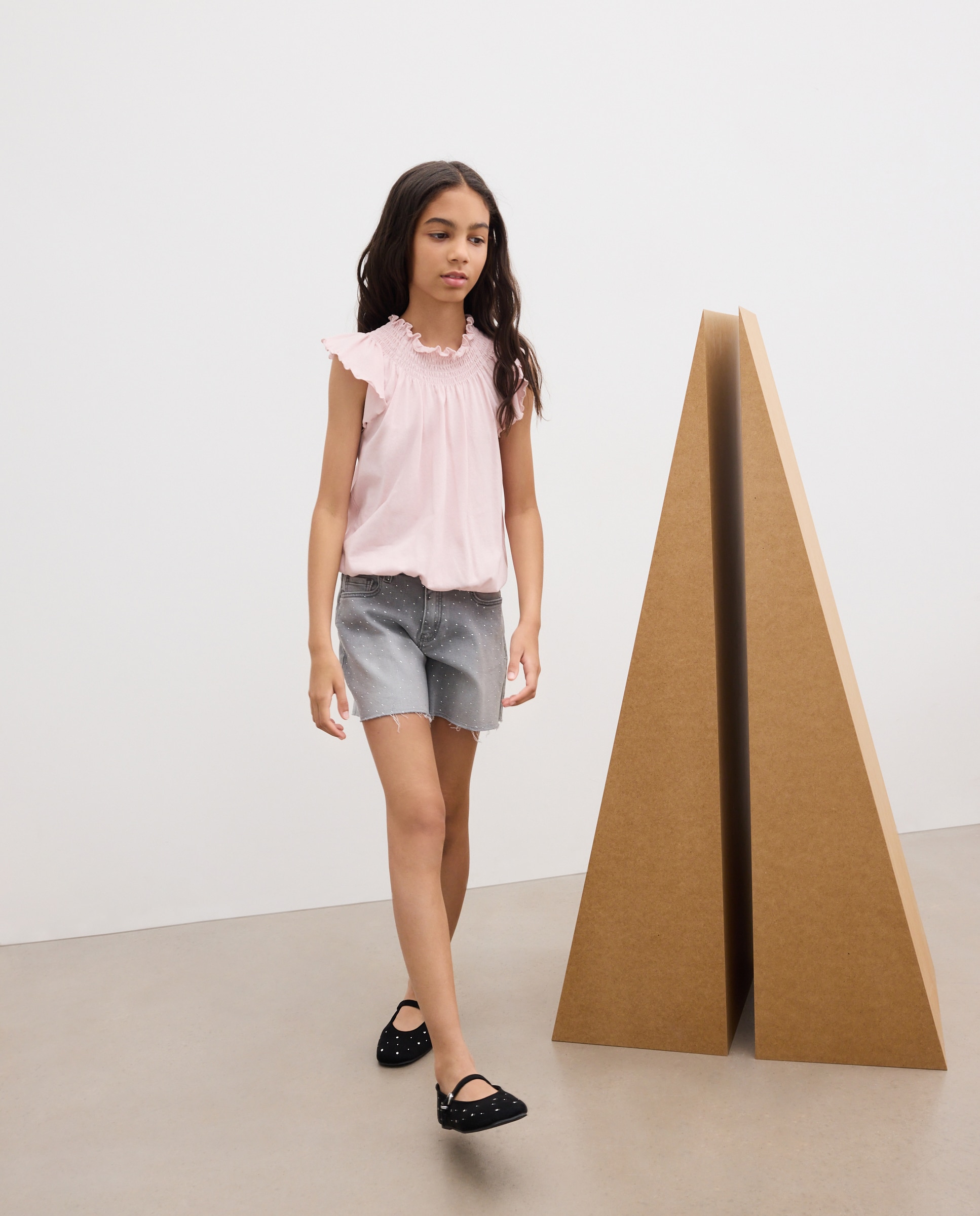 T-shirt sem Mangas Romântica com Smock na Gola e Recolhida com Elástico na Parte Inferior 200 Rosa-2
