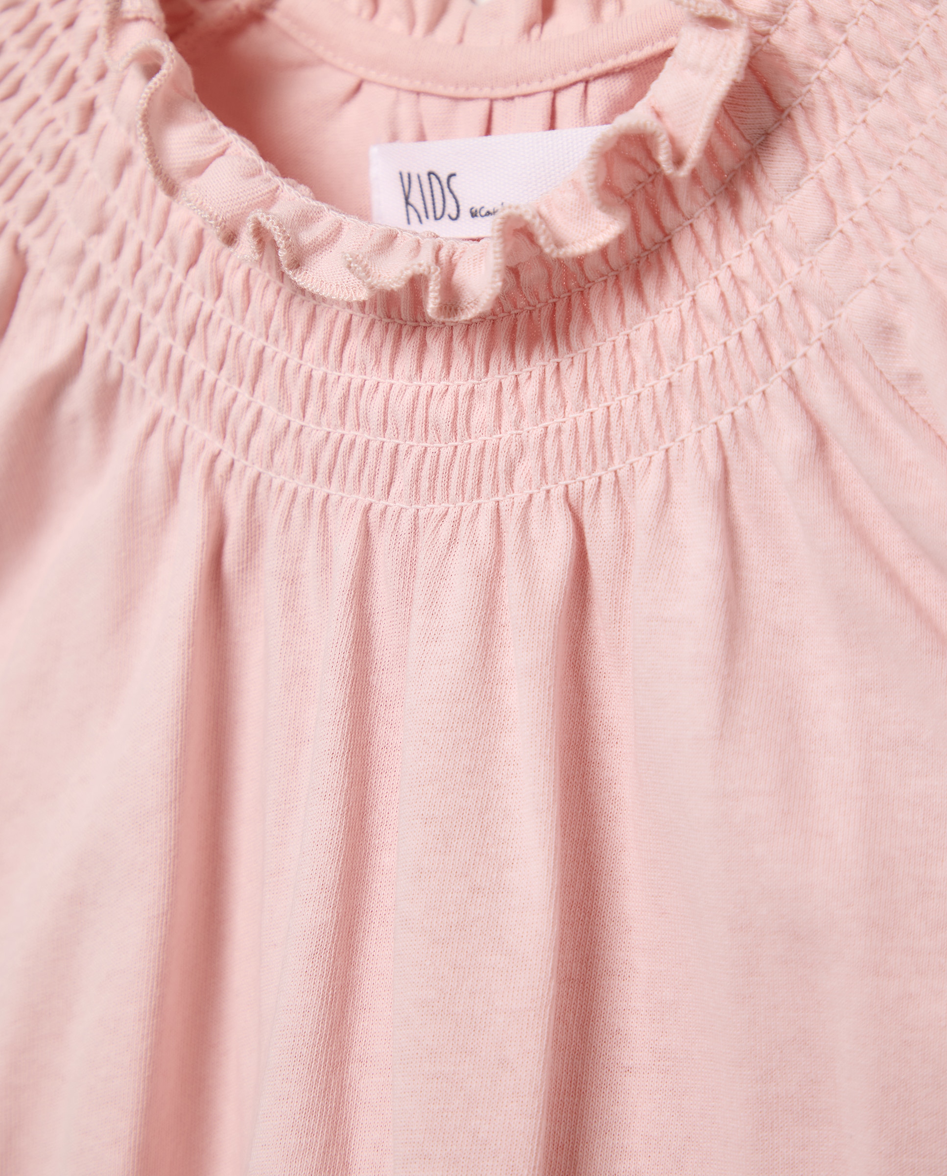 T-shirt sem Mangas Romântica com Smock na Gola e Recolhida com Elástico na Parte Inferior 200 Rosa-5